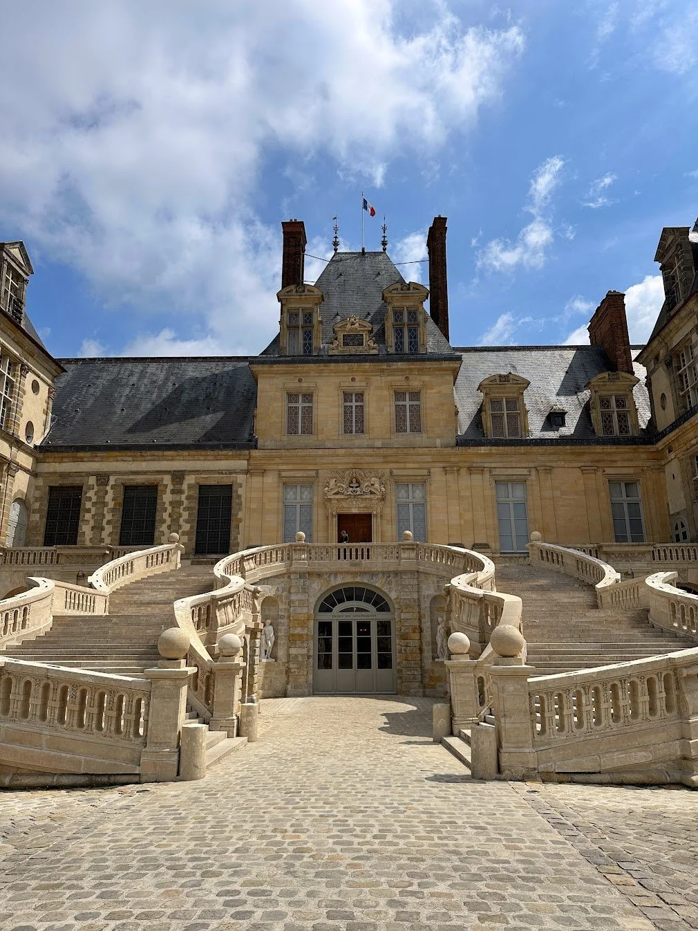 Chateau Fontainebleau 2023.jpeg
