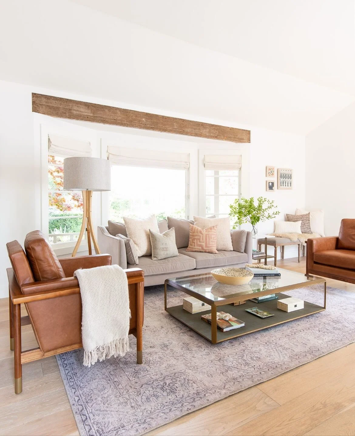 #tbt to this charming 1920&rsquo;s bungalow ✨ During the remodel, we uncovered this original beam&hellip; and let&rsquo;s just say it didn&rsquo;t look like this at first! We knew we had to keep it exposed to honor the home&rsquo;s history and charm.