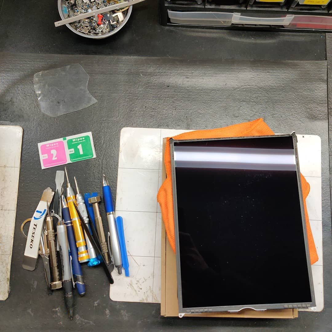 finishing off strong the year strong with these repairs ๐ช๐ฆธ‍โ๏ธ๐ ๏ธ๐ณ
#android #apple #samsung #iphone #repair #phone #help #fix #phonefix #phonerepair #screen #electronicrepair #electronics #techrepair #tech #lakewood #longbeach #ipad #screen #ne