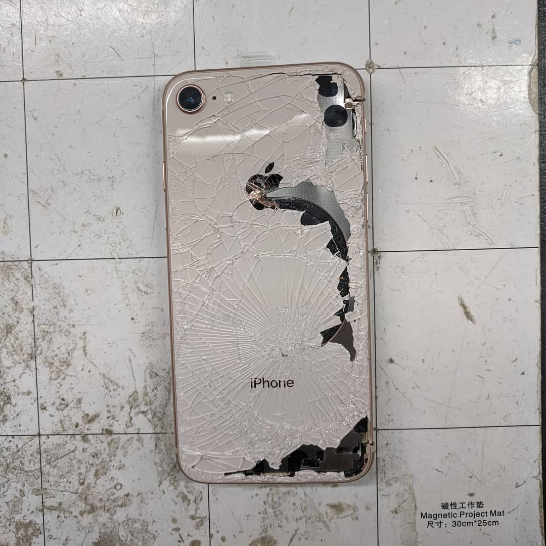 iPhone 8 completely shattered and with some water damage ๐ but no need to drop cash on an upgrade or new phone! We are here to help with any phone repair you may need, before you decide get rid of your damaged device give us a call or stop on by! ๐ฆธ