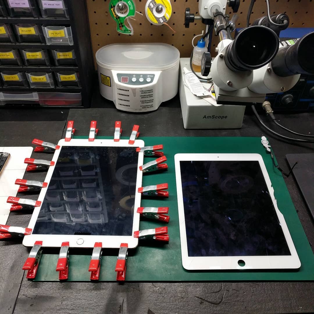 Almost ready to go back home after some screen damages this iPad just needs it's glue to dry and will be as good as new! ๐ #android #apple #samsung #iphone #repair #phone #help #fix #phonefix #phonerepair #screen #electronicrepair #electronics #tec