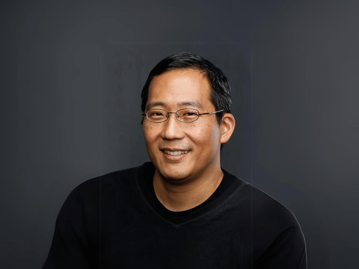 chris-yeh-expanded-headshot.png