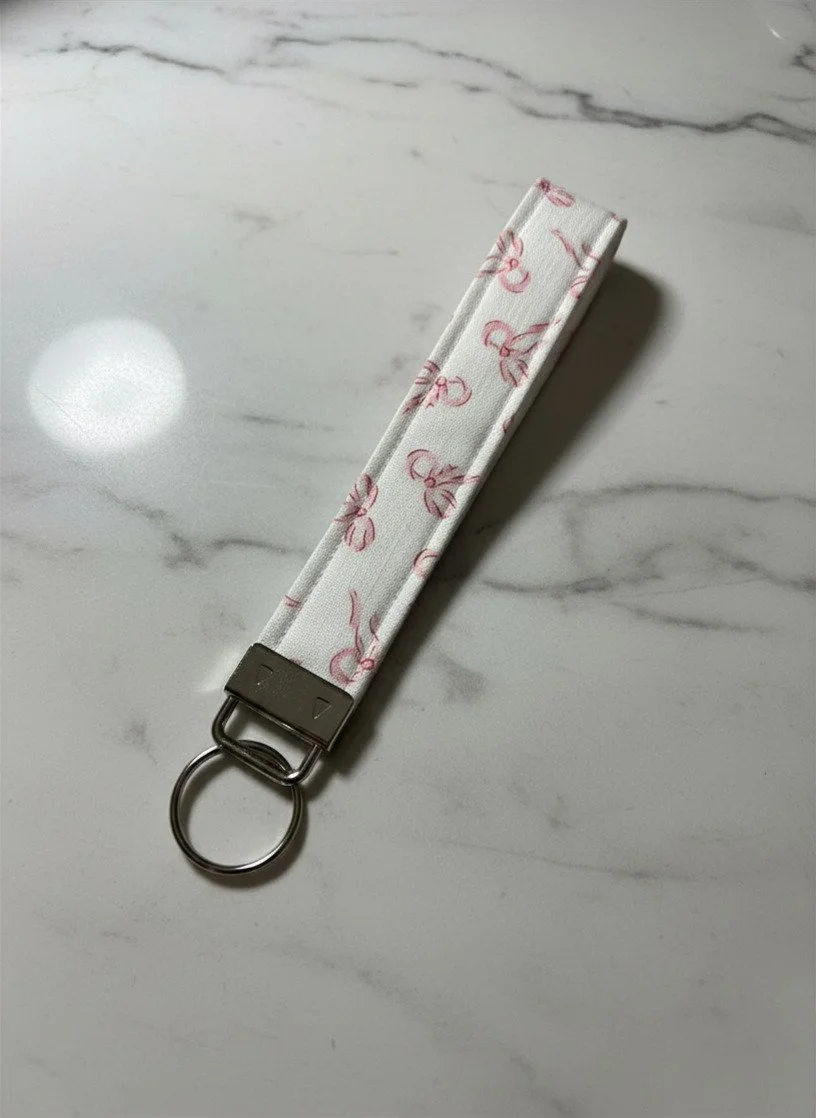 Delicate Pink bow Key fob