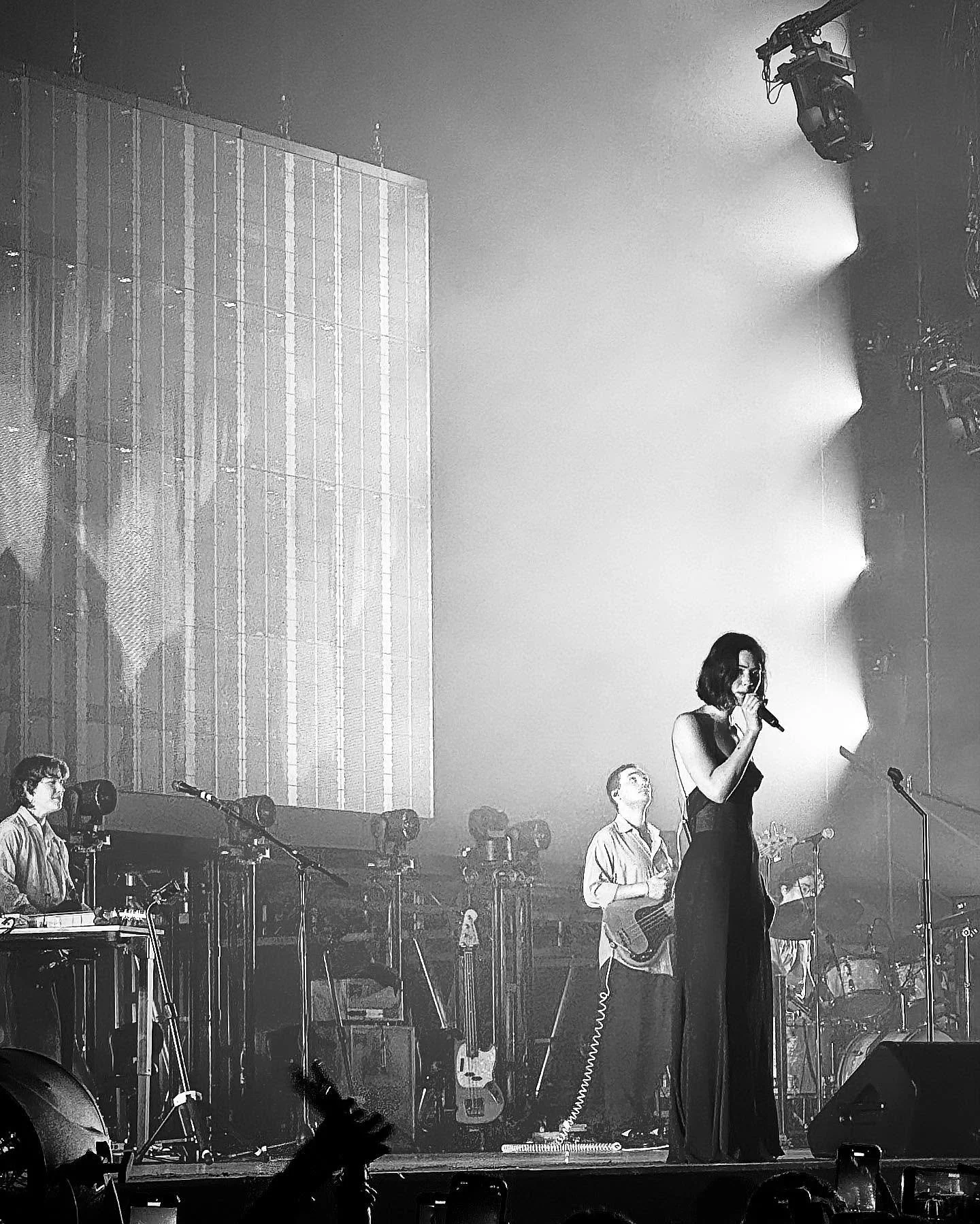 @gracieabrams 💯 🎫