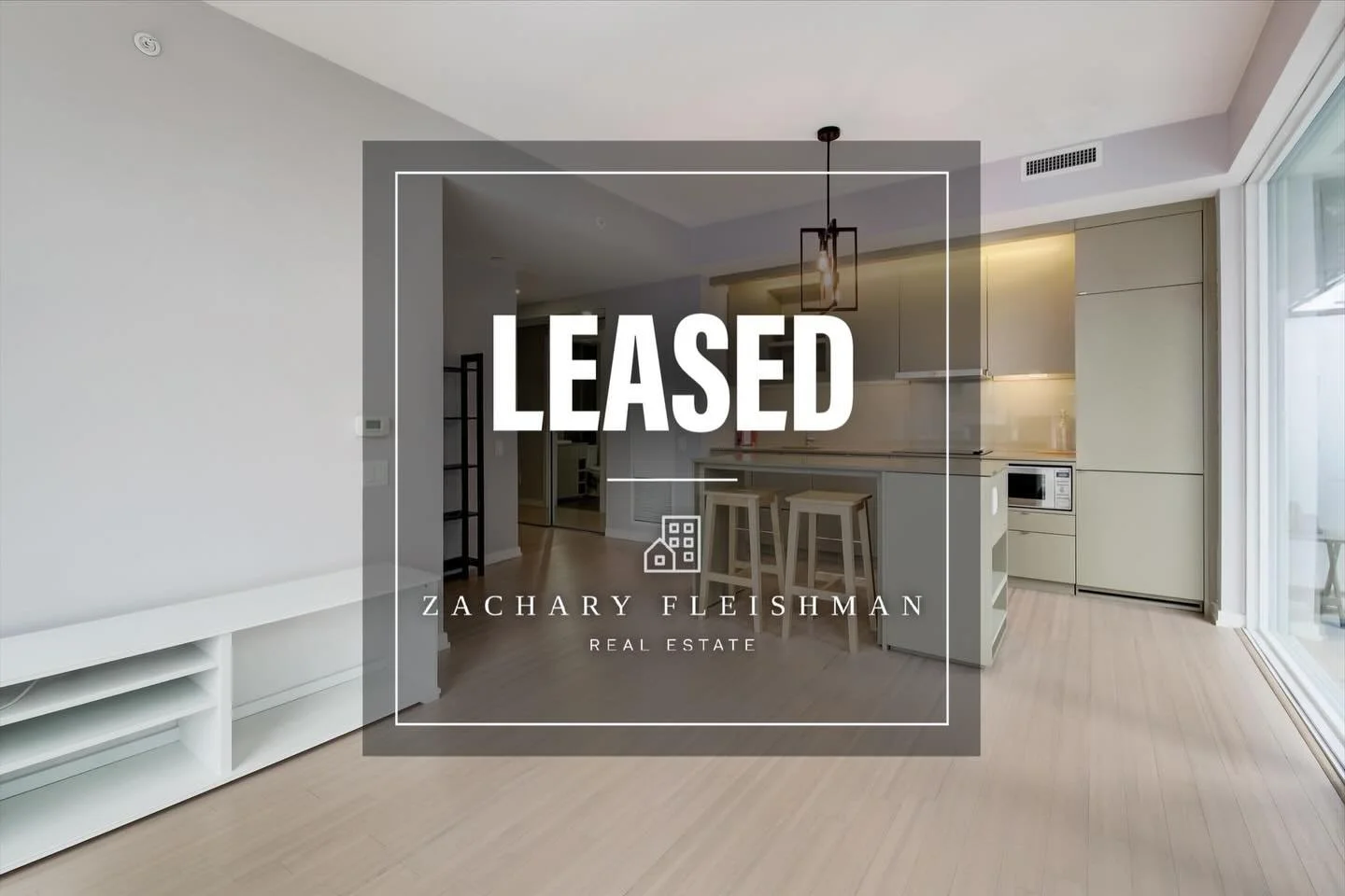 💥Just Leased!💥
Another Transaction At Peter Street Condos! 🤝Thrilled To Have Represented Both The Landlord And The Tenant On This One! 
📍 101 Peter Street #903, Toronto. 
🛏 1 Bedroom + Study
✨ Prime Location in the Heart of the Entertainment Dis