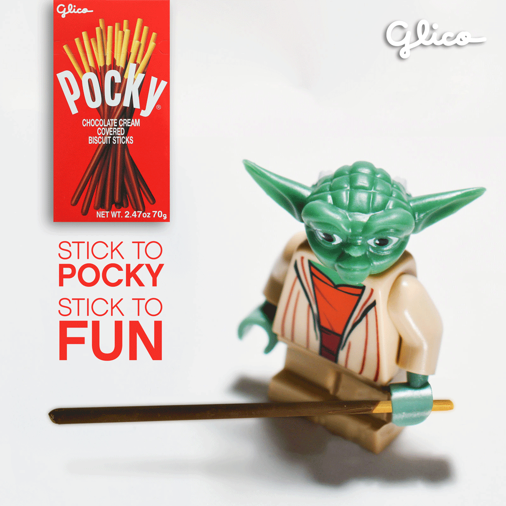pocky-yoda.gif