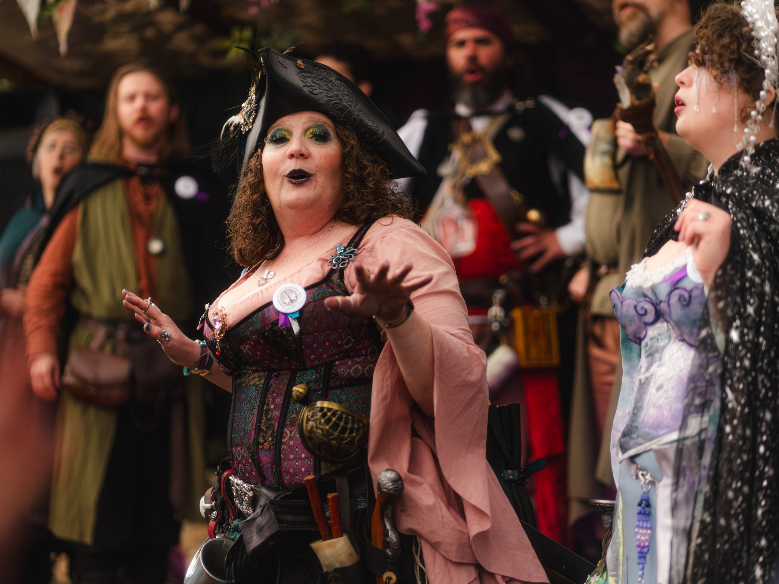Cast-223.jpg