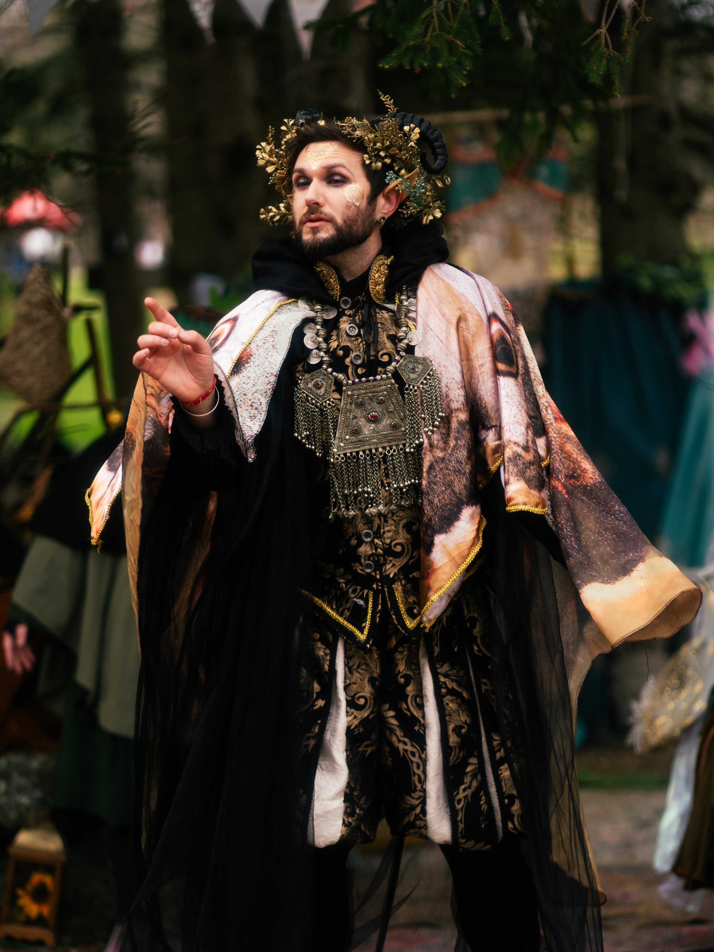 Cast-378.jpg