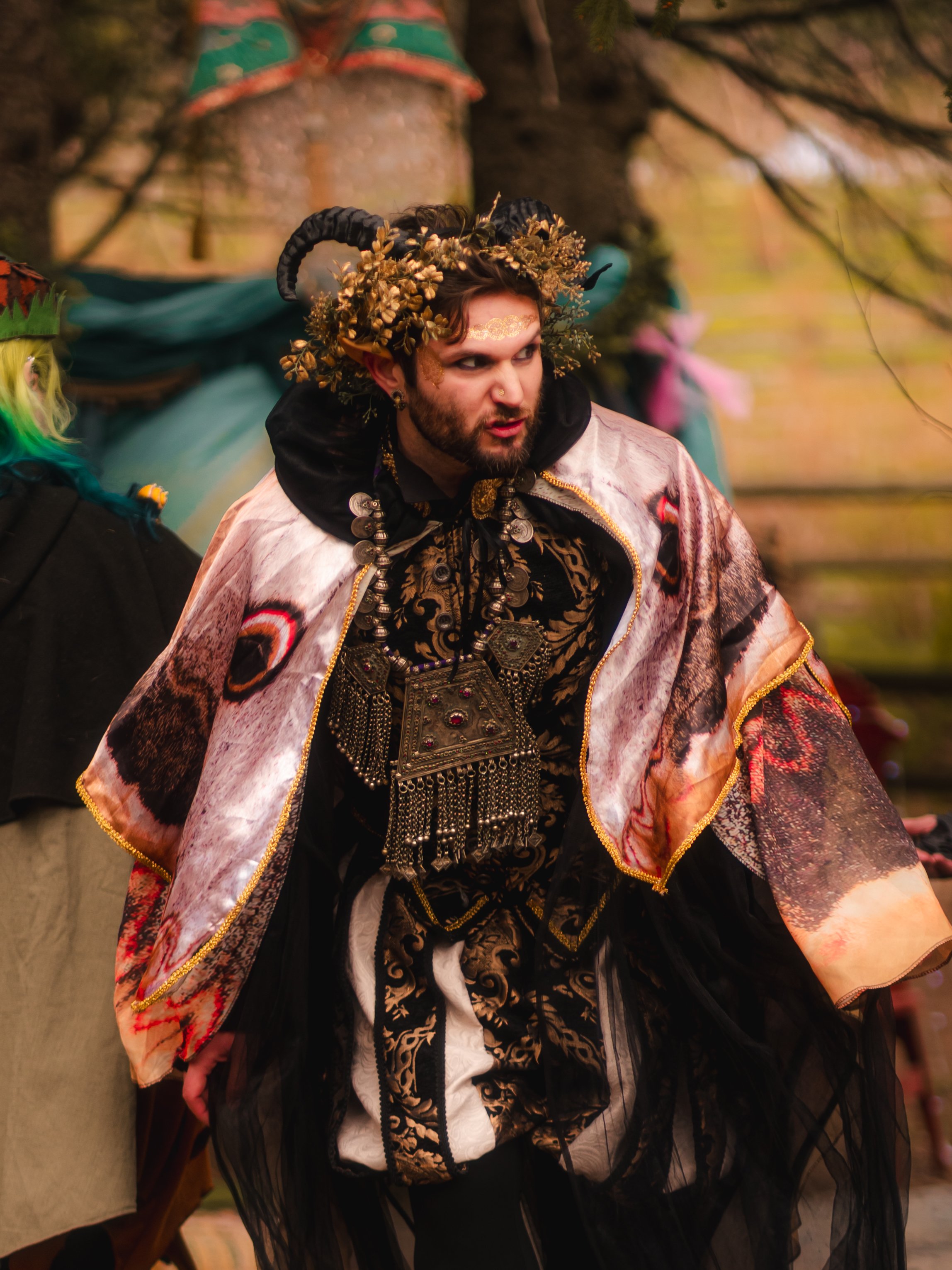 Cast-132.jpg