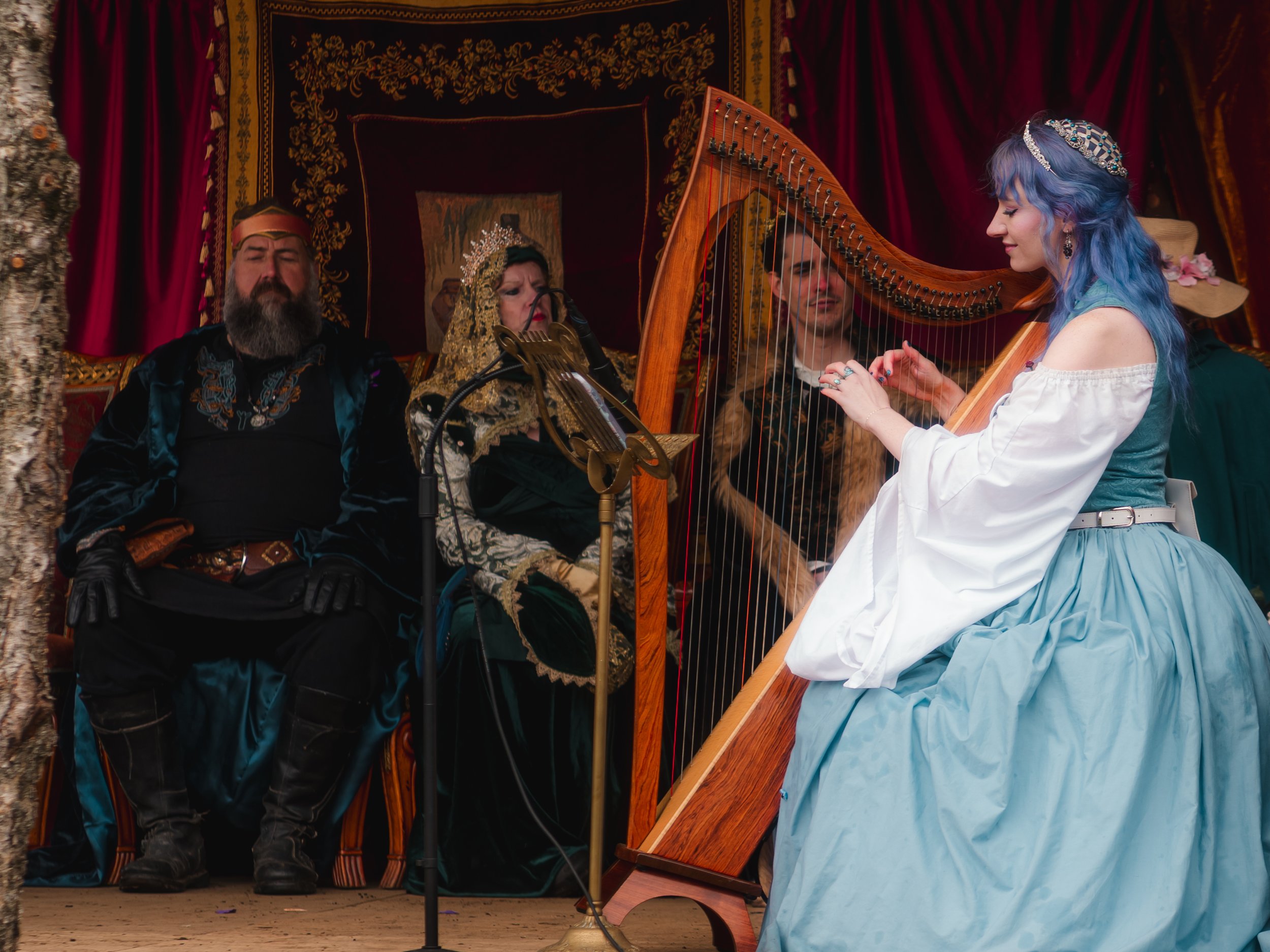 Cast-157.jpg