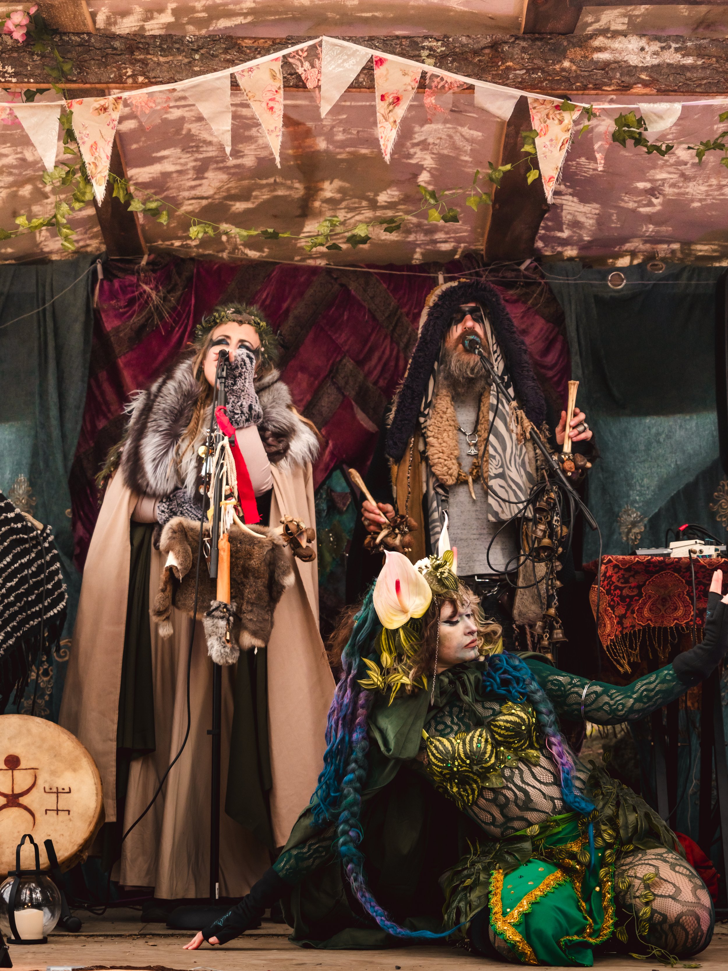Cast-516.jpg