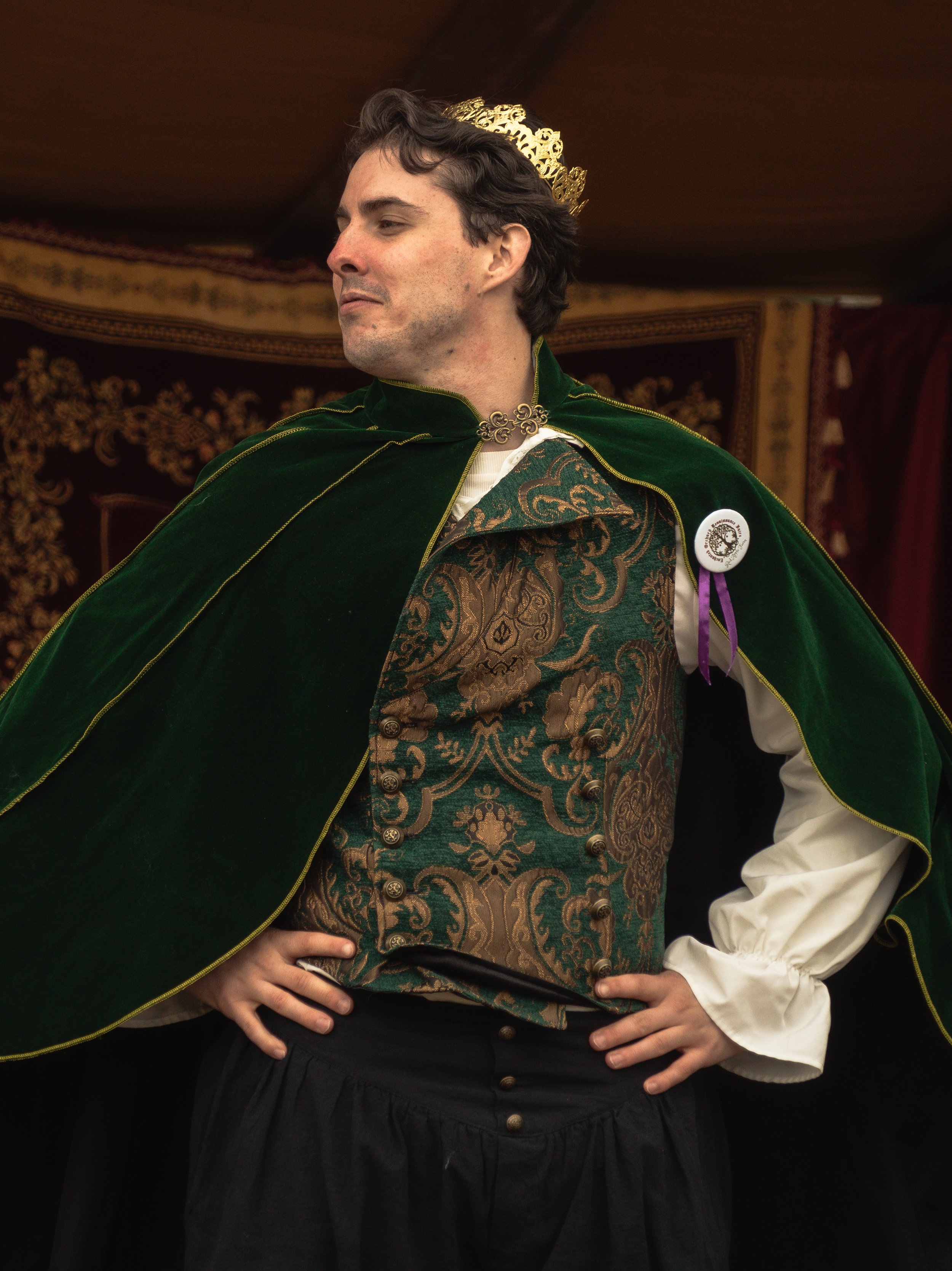 Cast-512.jpg