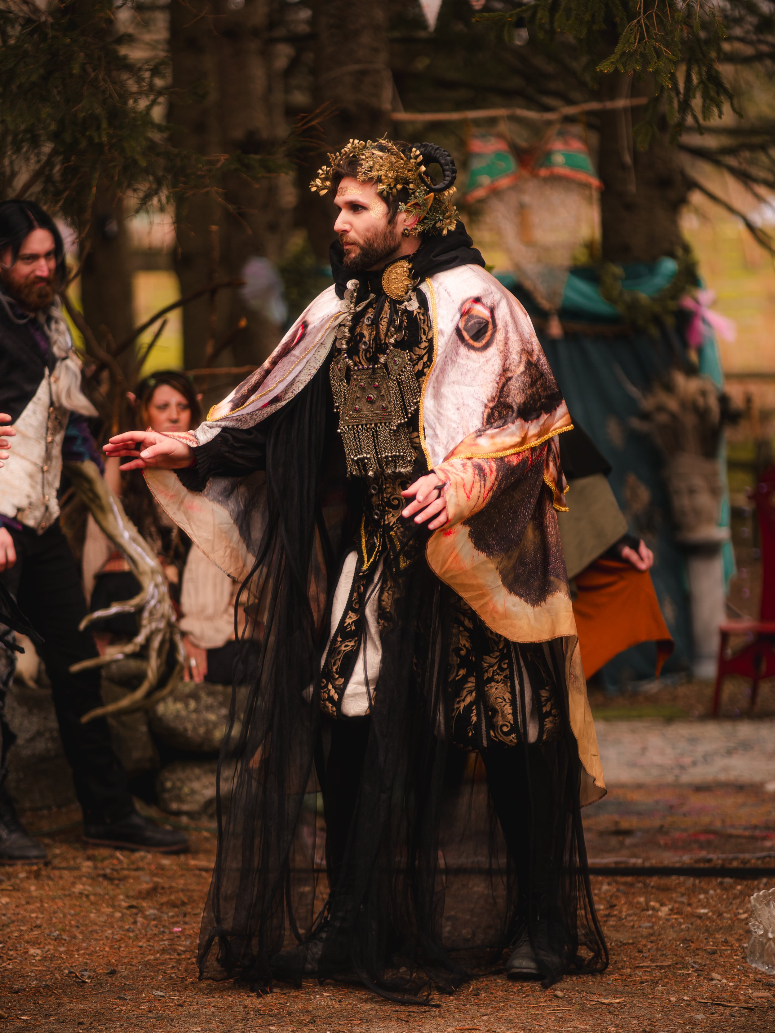 Cast-127.jpg