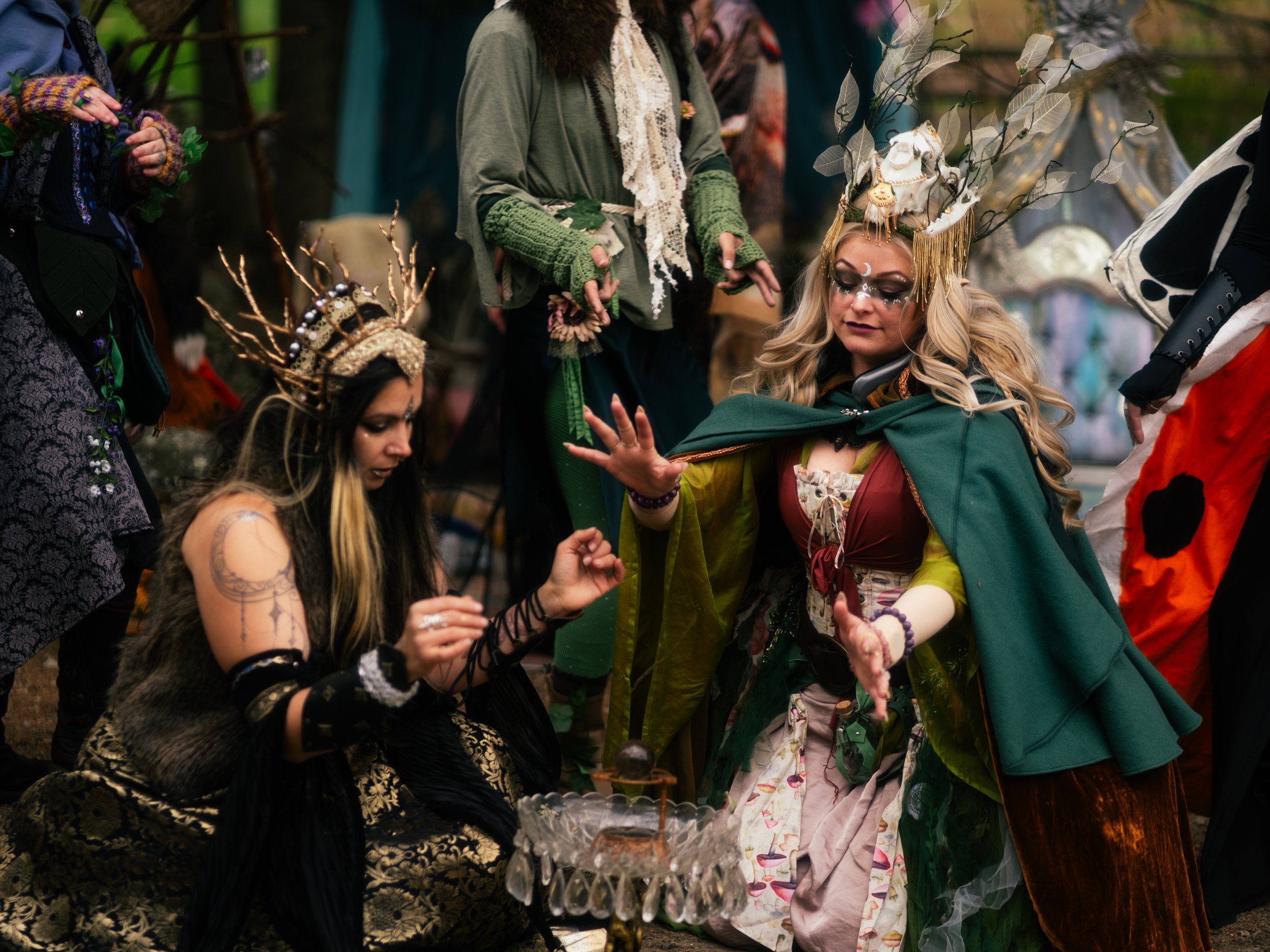 Cast-386.jpg