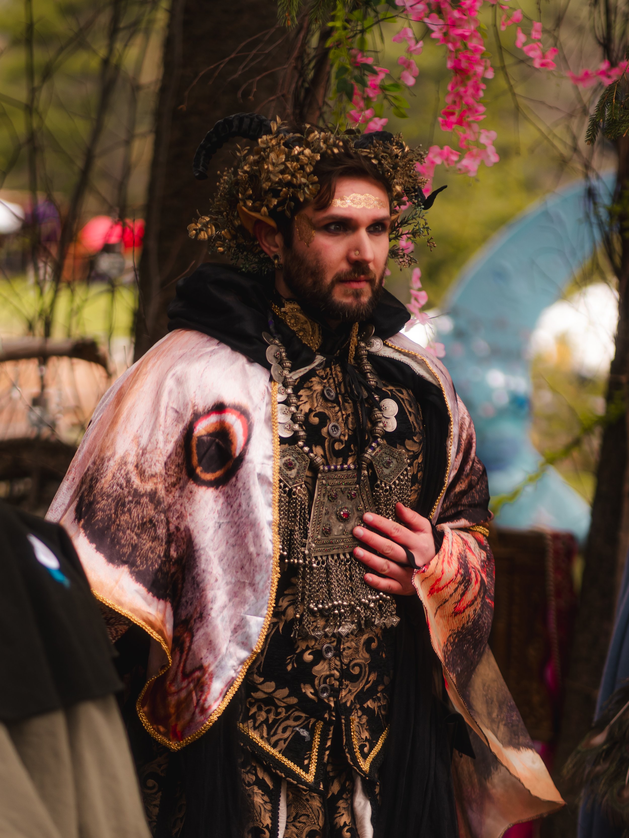 Cast-115.jpg
