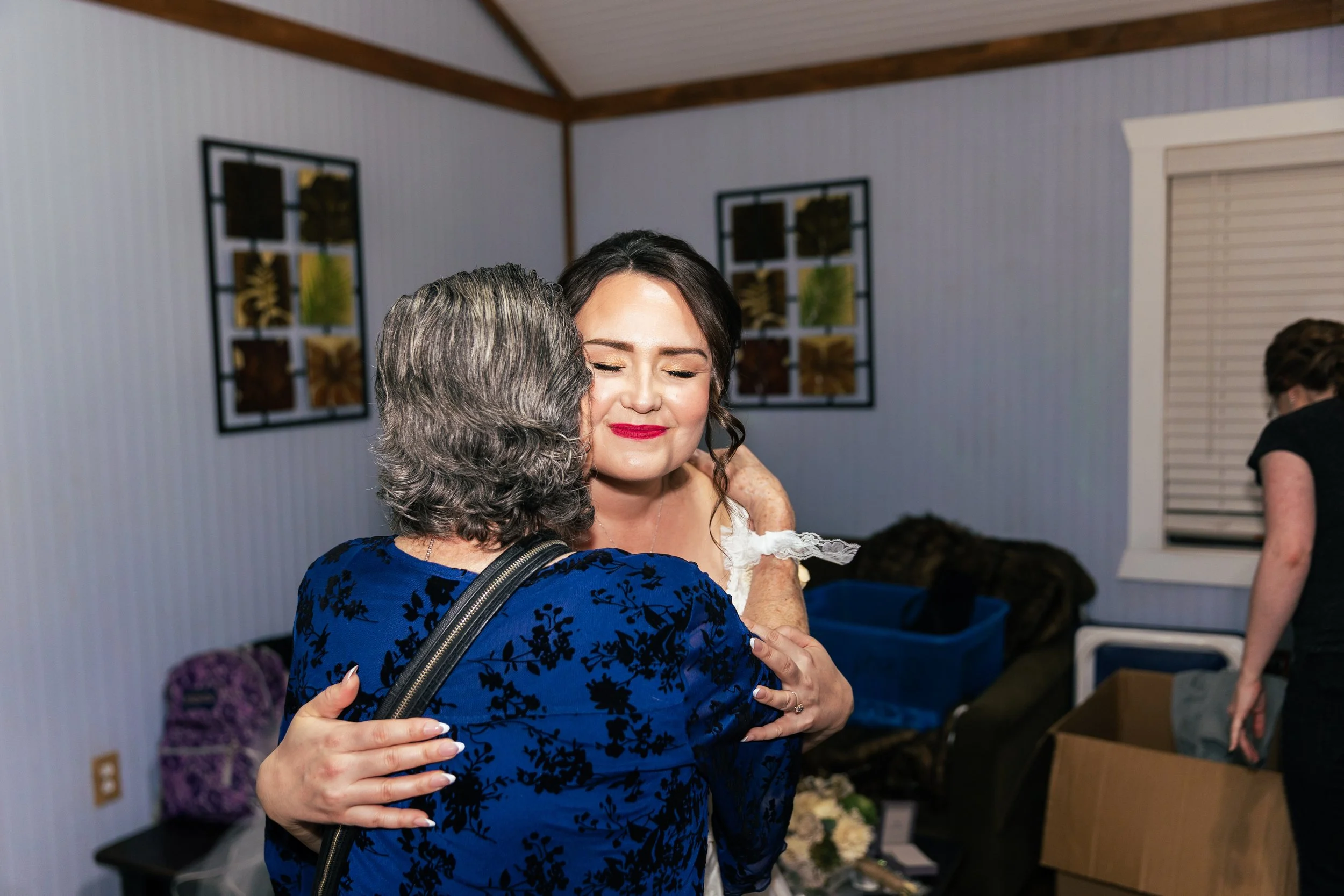 Moody Best Of-16.jpg