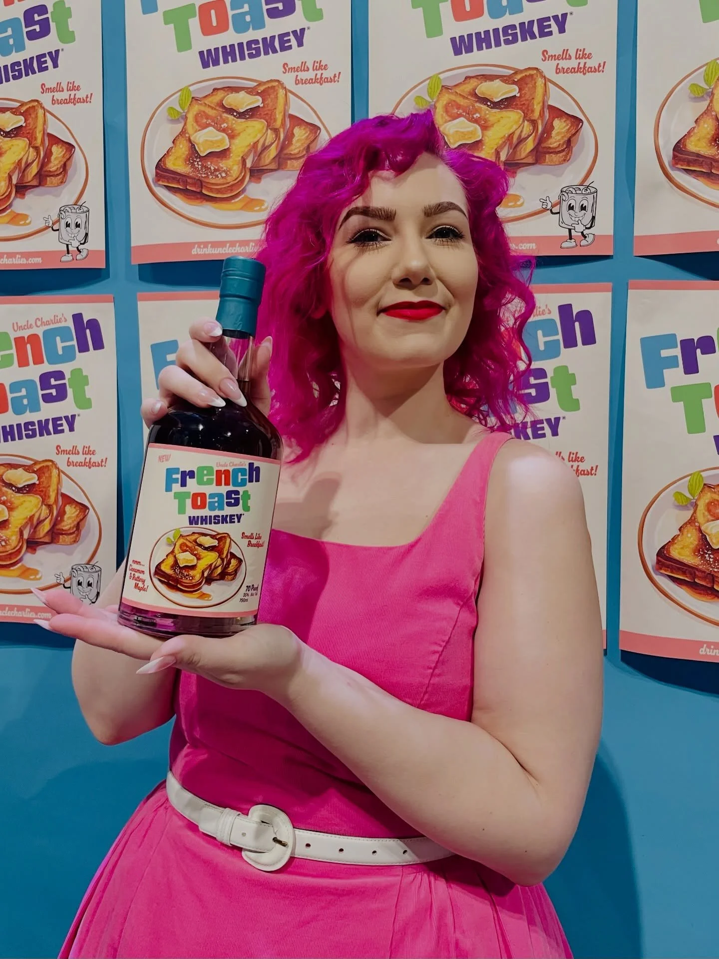 Pour it neat, mix it up, or sneak it into your coffee! 🥃 #FenchToastWhiskey