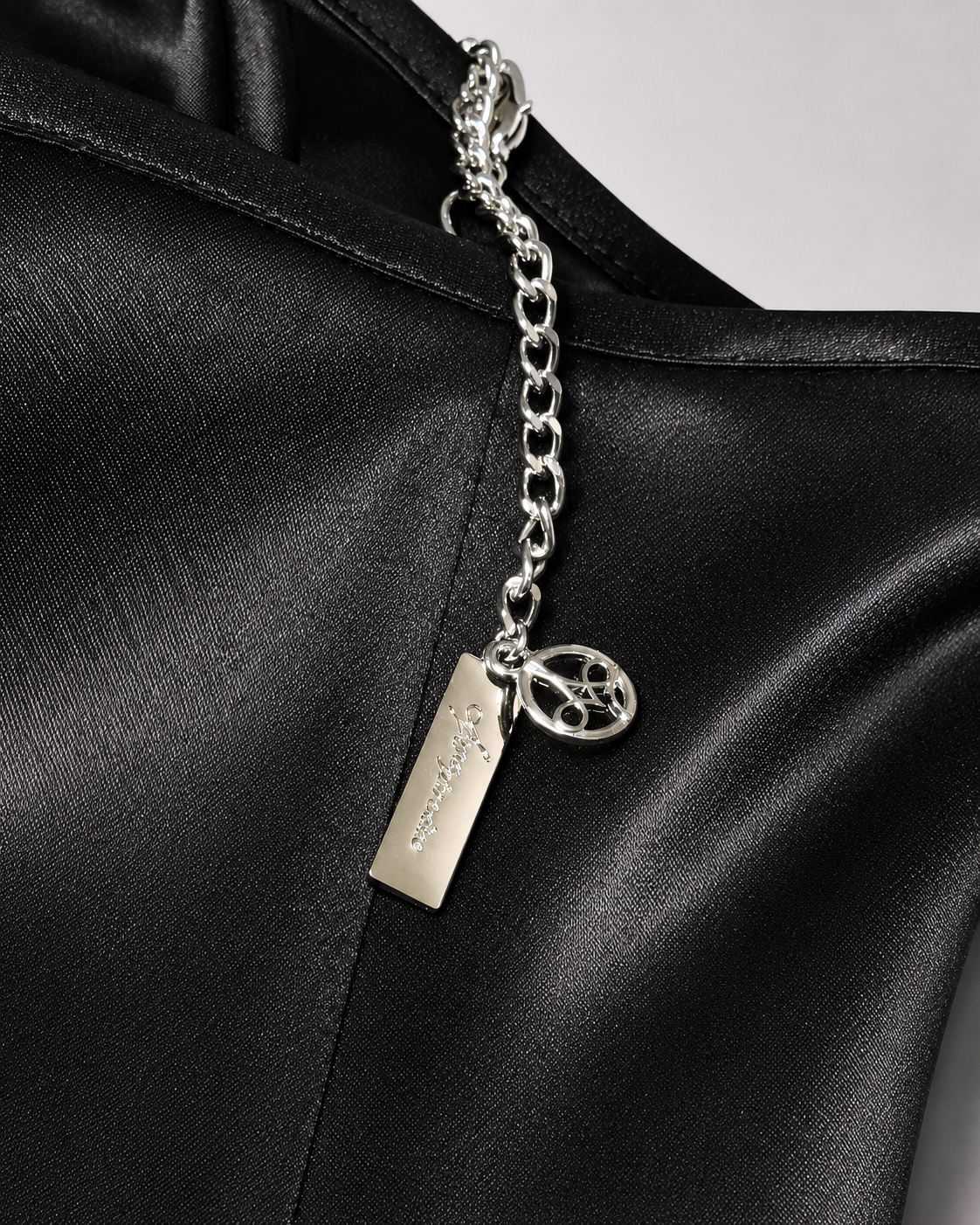 T05 BLACK SATIN DETAILS2.png