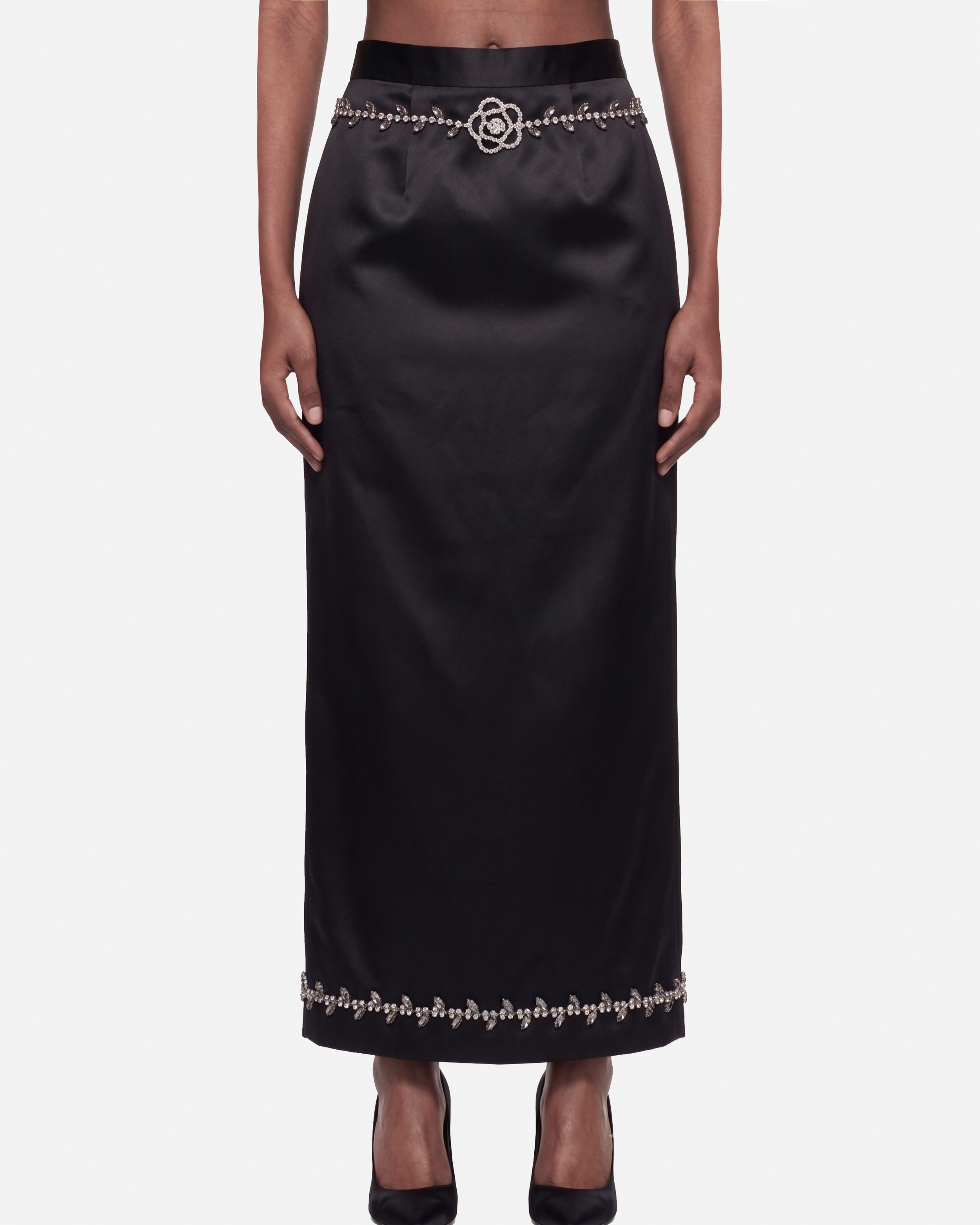 B12 BLACK SATIN FRONT MODEL.png