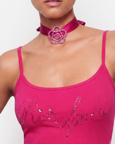 RIBBON CHOCKER FUCHSIA SATIN MODEL FRONT 2.png