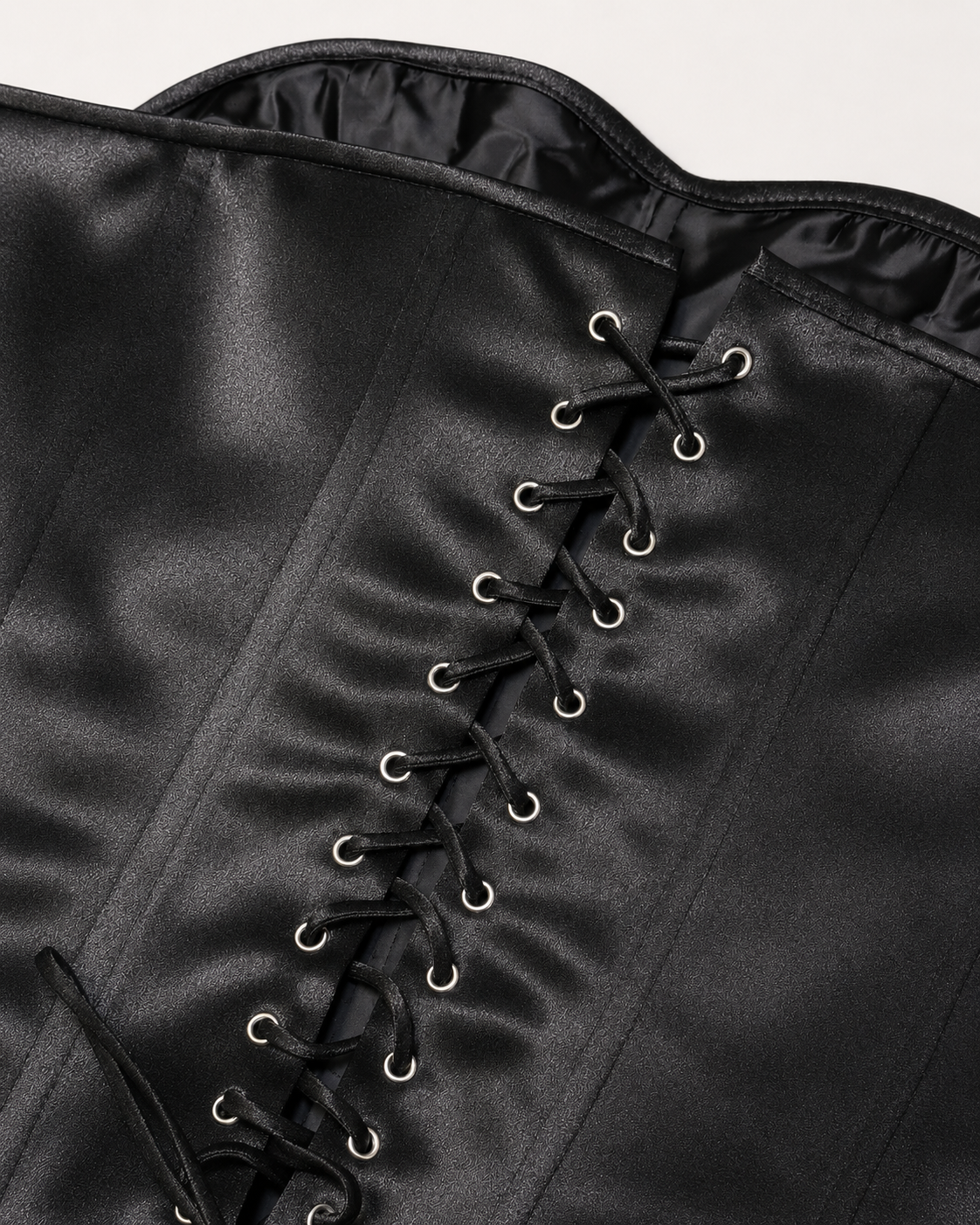 T05 BLACK SATIN DETAILS.png