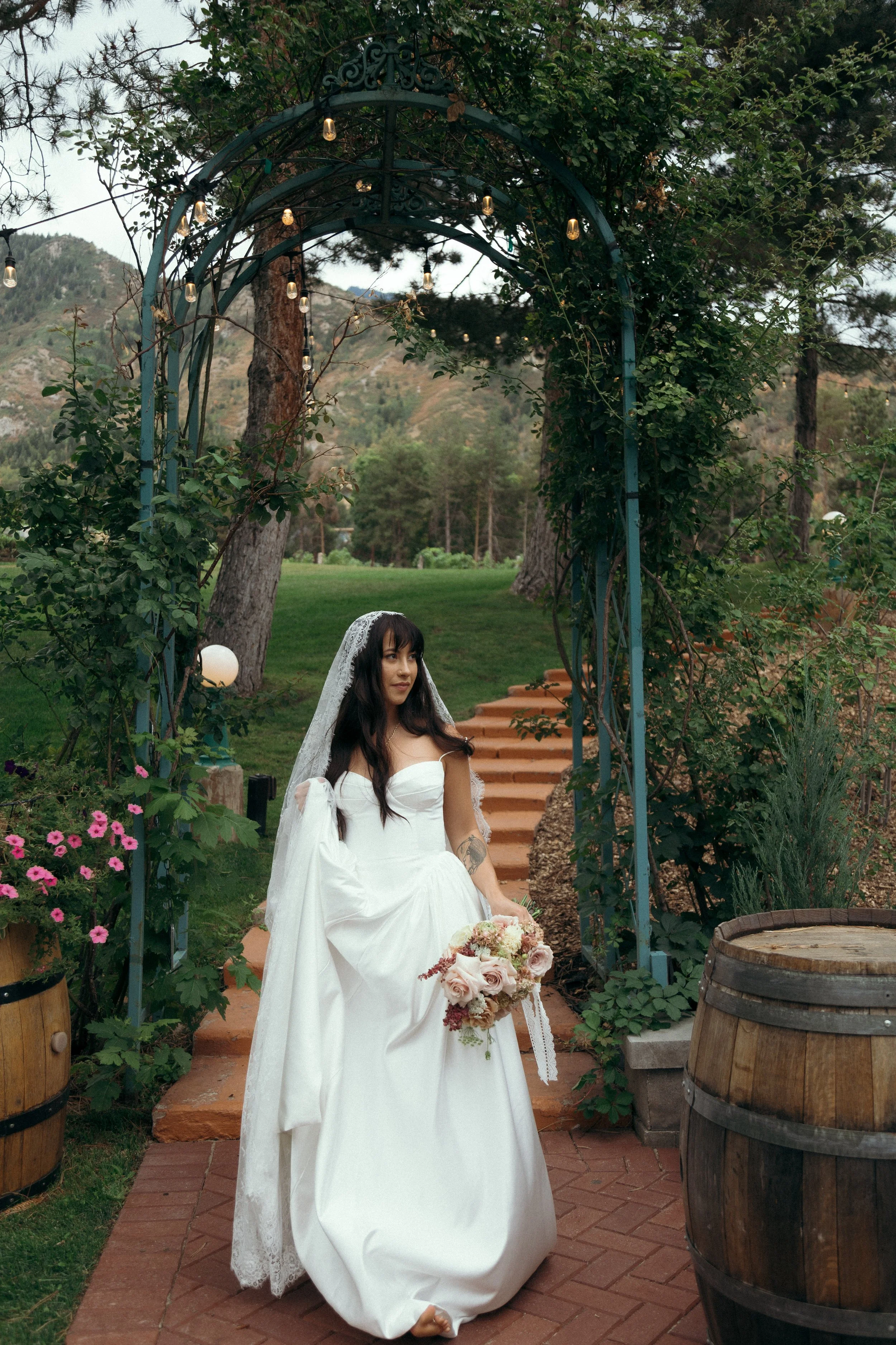 La Caille zoey out.jpg