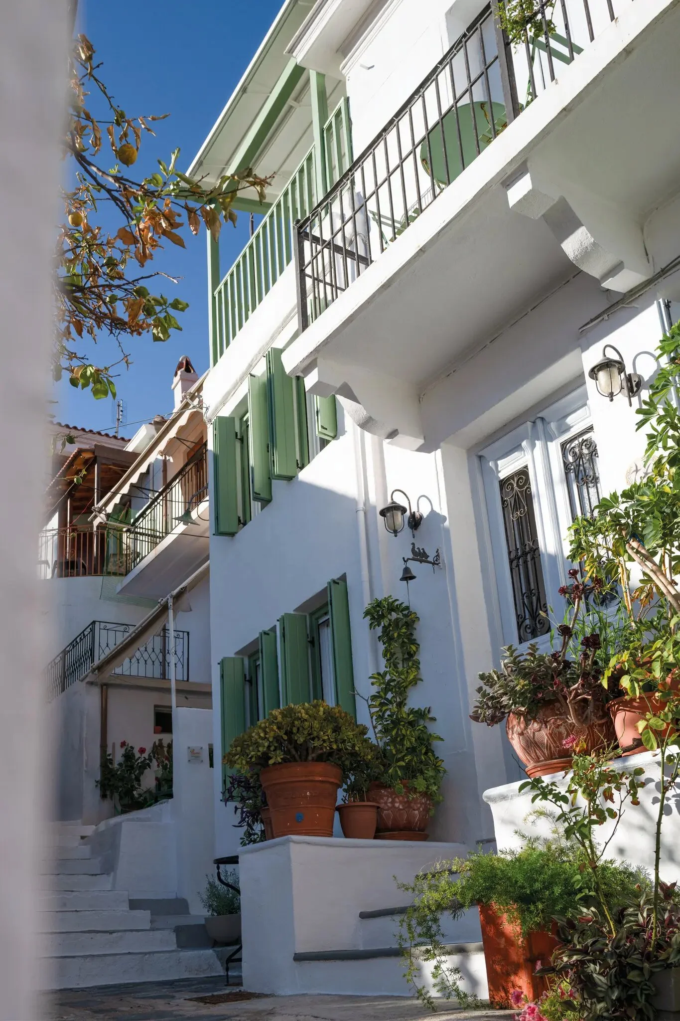 10Small-Greece-wmkg-superJumbo copy.jpg