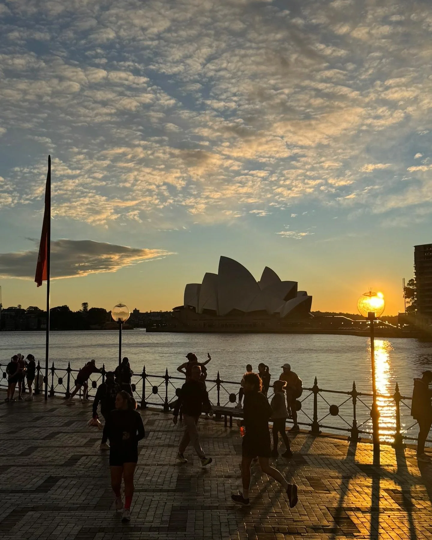 Sydney Harbour 10k | 

RESULTS:
Matt Barker: 36:11 PB
Tom Madsen: 40:55 PB 

More pbs and stepping stones achieved over the weekend in Sydney 💫