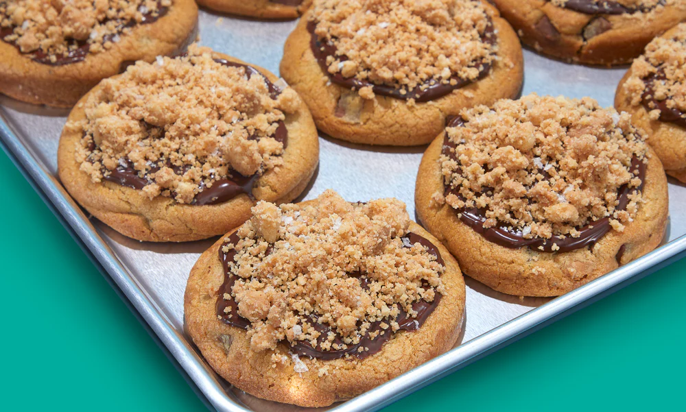 SALTEDCARAMELCHOCOLATESHORTBREADWEBSITECREATIVE2_jpg.png