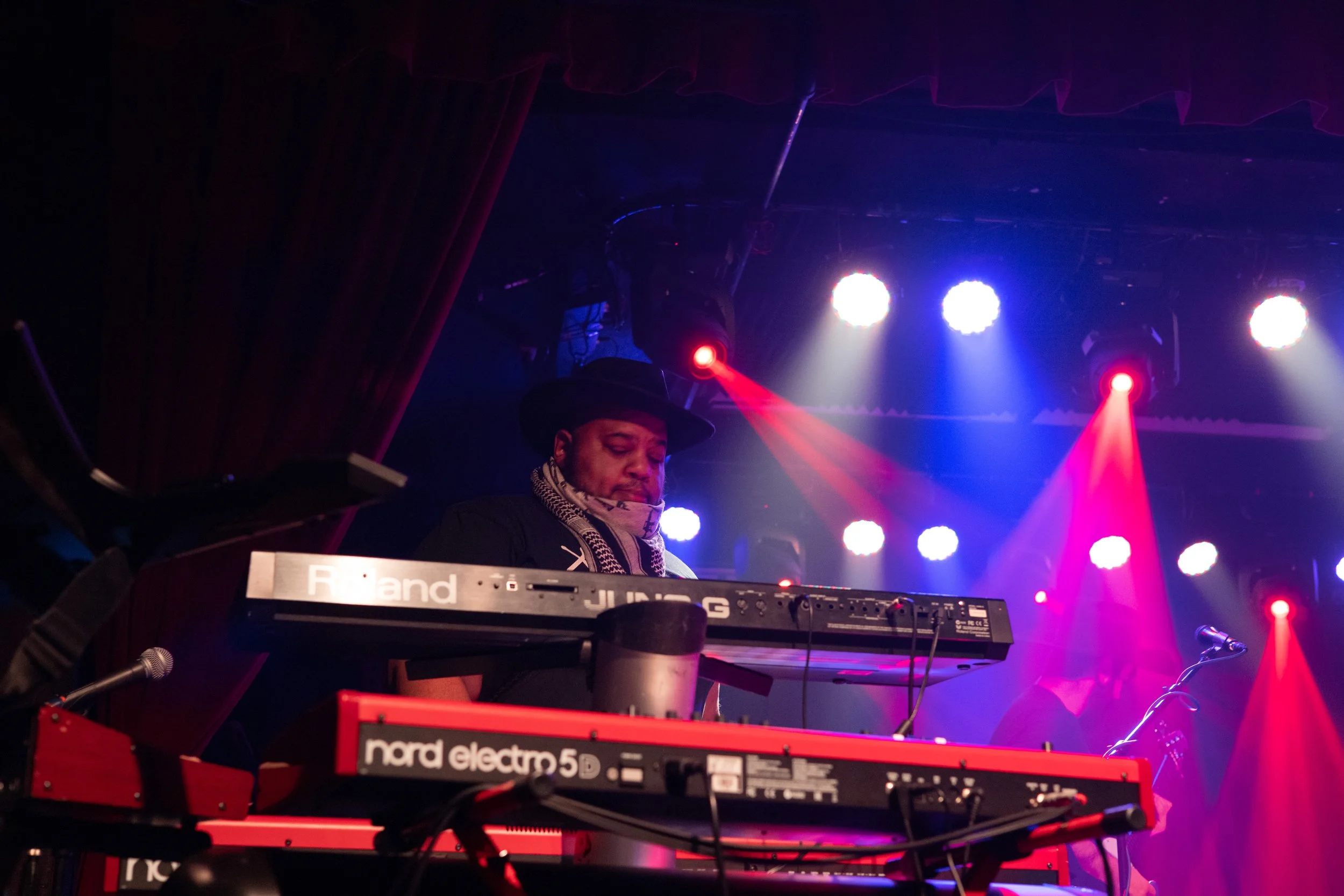 Jane and Matthews-17.jpg