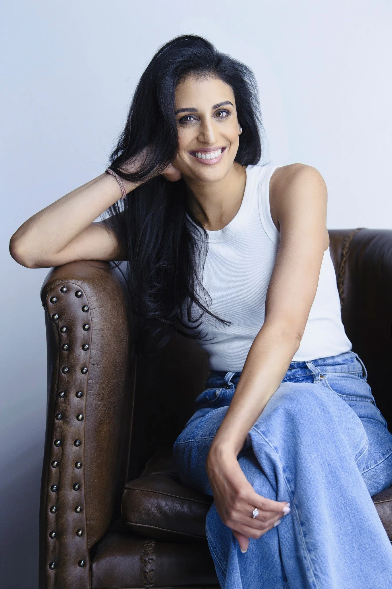 Hi 👋, I&rsquo;m May, your go-to dietitian for real food, real life and sustainable results! 
I help individuals and families lose weight, support gut health, and simplify nutrition through plant-forward, Indian-inspired meals that are both nourishin