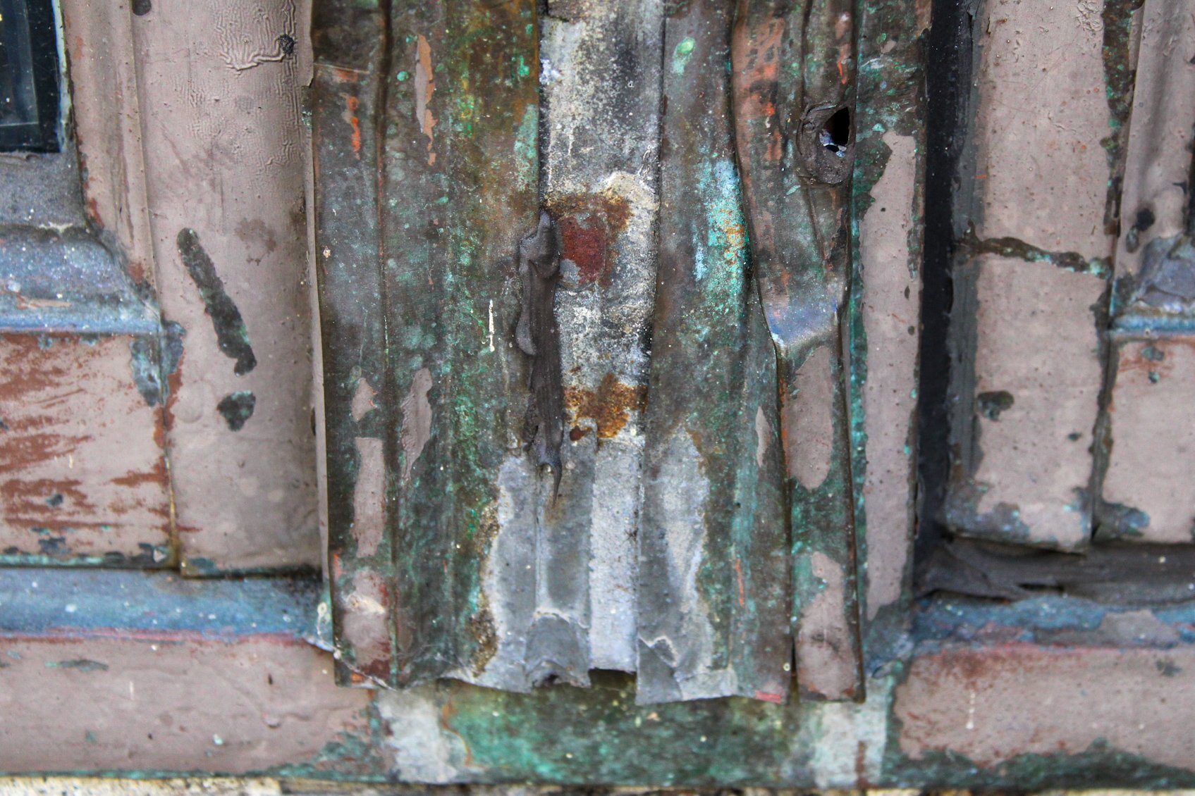 Degrading Wall