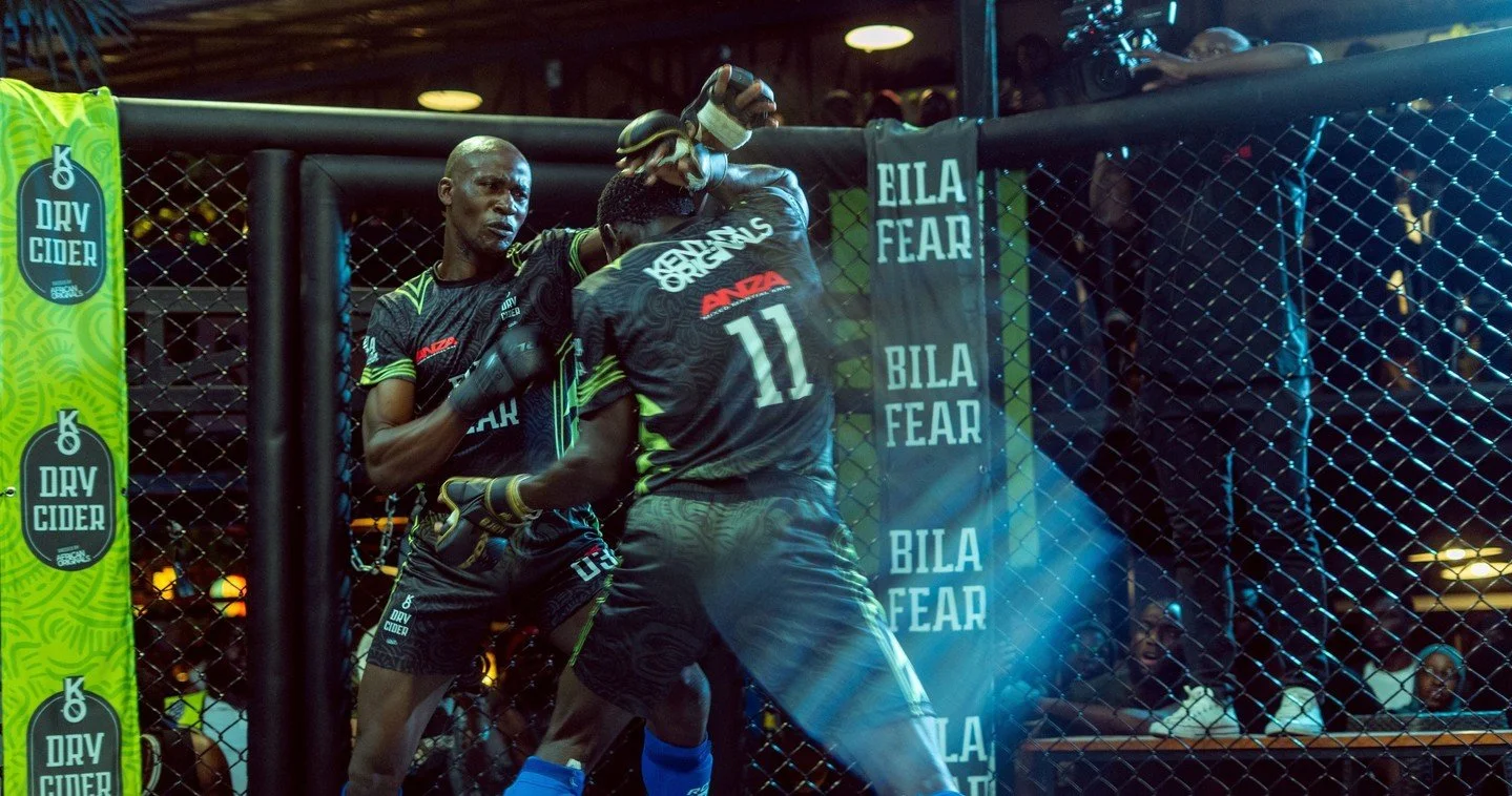 THAT'S A SLICK SUBMISSION.⁠
⁠
This fight was a perfect example of weathering an early storm and finding your moment.⁠
⁠
James Nasongo (@husseinjames90) 🇰🇪 came out fast and aggressive with 1-2 combos and uppercuts.⁠
⁠
But Rymond Wenendeya (@balidir