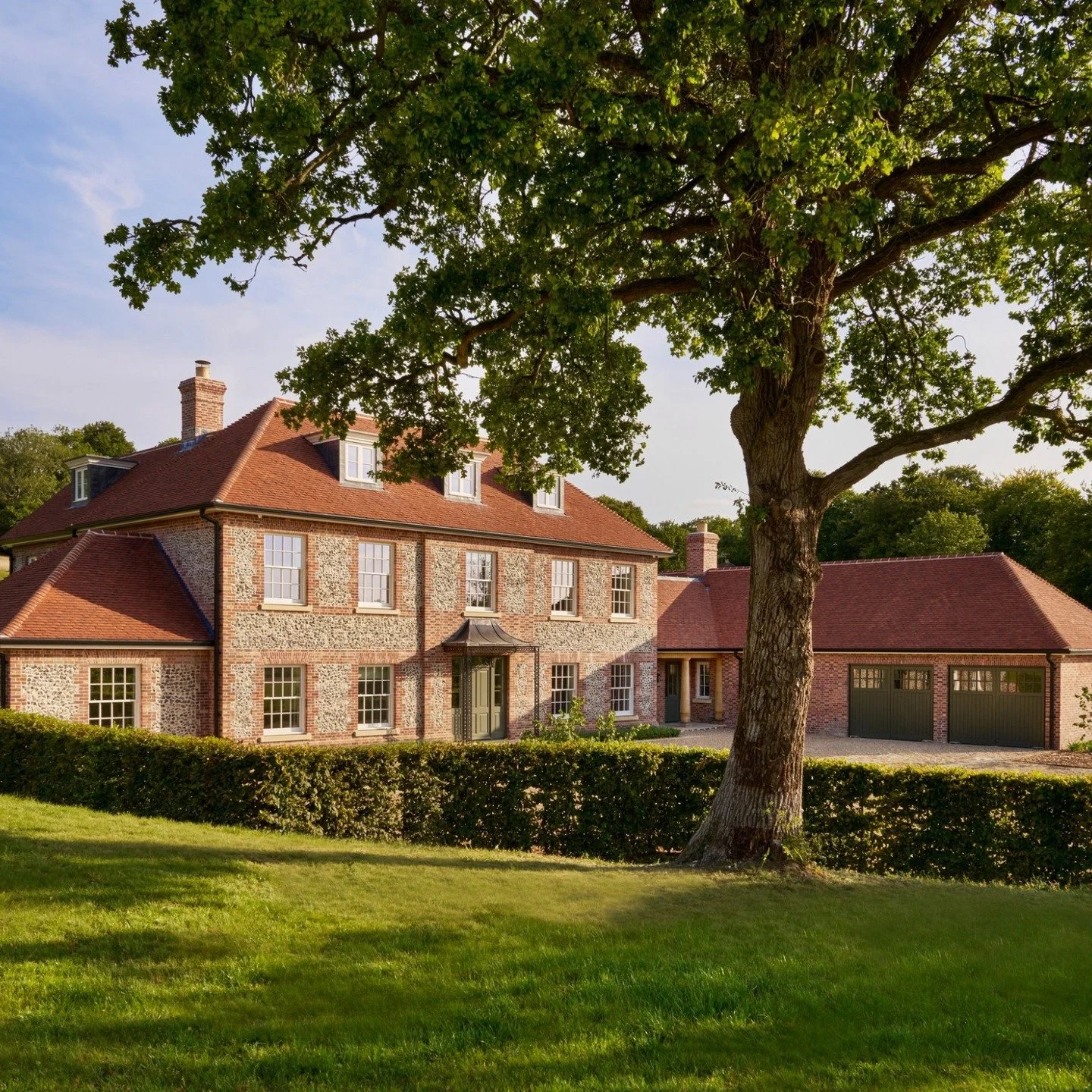 A Georgian gem in the heart of Hampshire ✨

This elegant country home combines timeless character with modern comforts, thoughtfully designed by @finchatton and selling through @savills 

If you are looking to buy in Hampshire, we'd be delighted to h