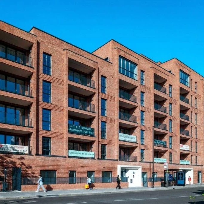 🌟 EXCHANGED CONTRACTS 🌟

Thrilled to have exchanged contracts for our US clients on a stunning apartment in The Tipton Building, Kentish Town, skilfully developed by @gmlondonproperty This will serve as a second home for the family and a short-to-m