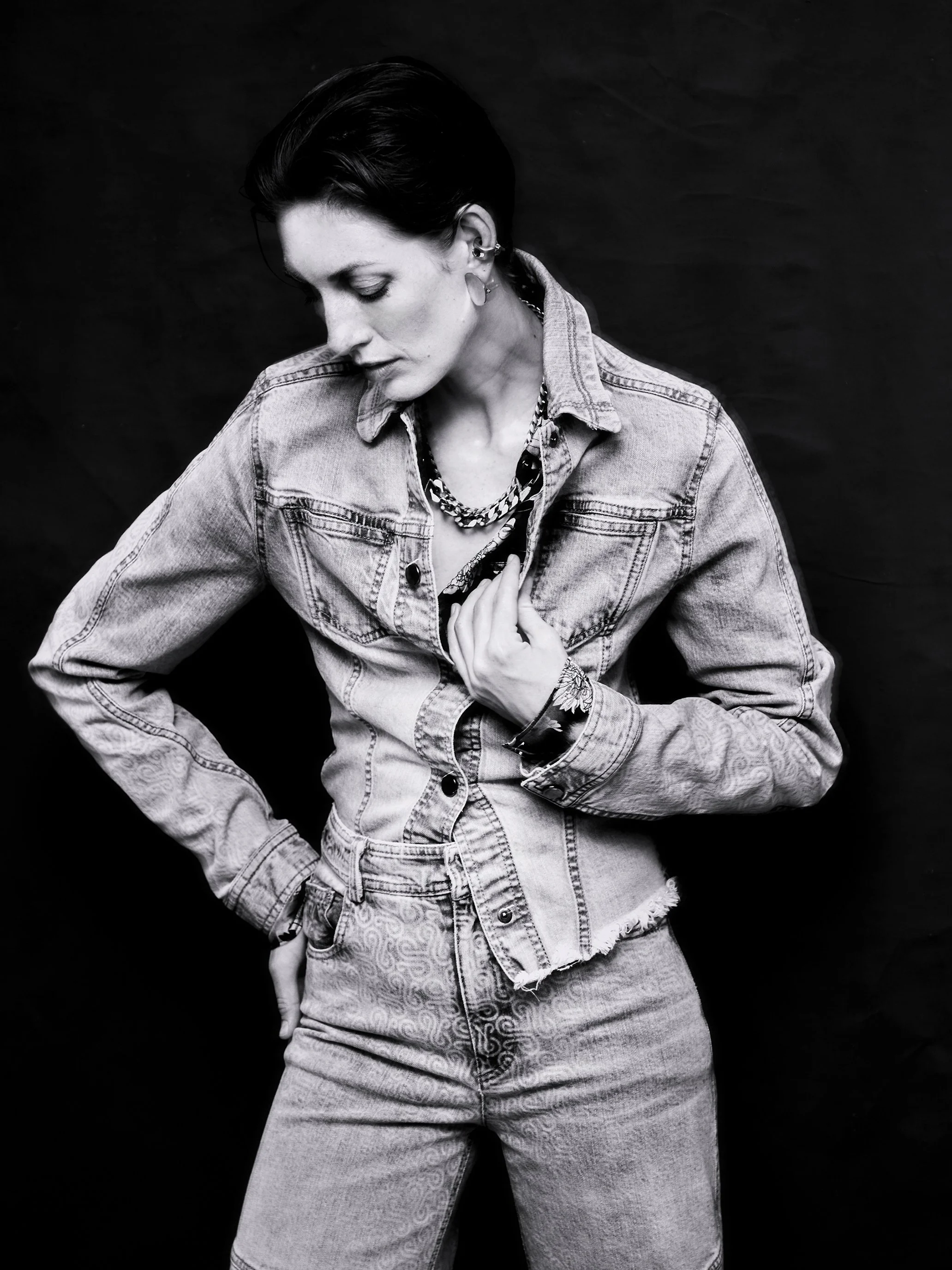 Societe_Angelique_0982 EDITED SMALL.jpg