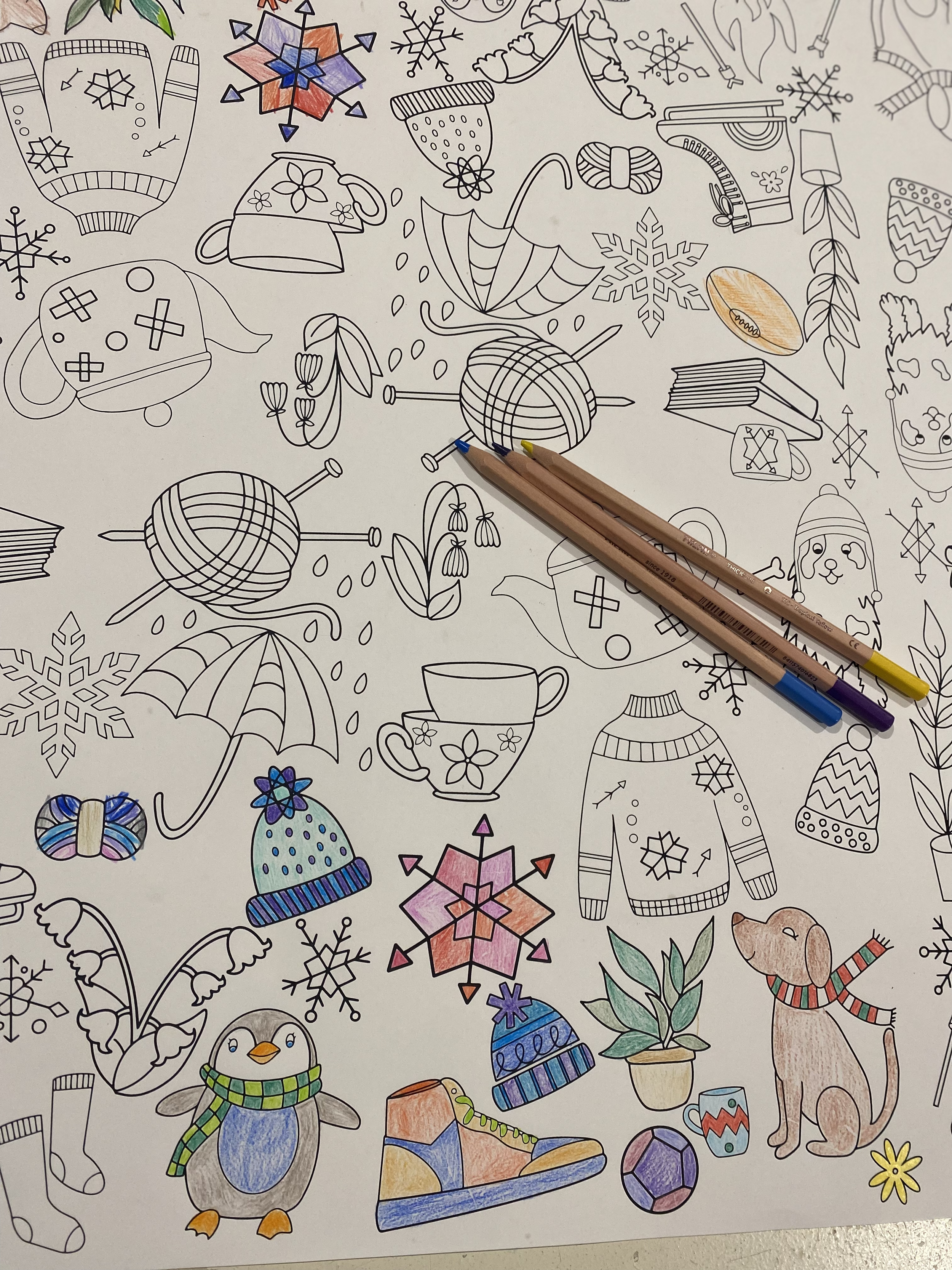 Colouring-in fun for all. Roll out metres of these fun images and get colouring in