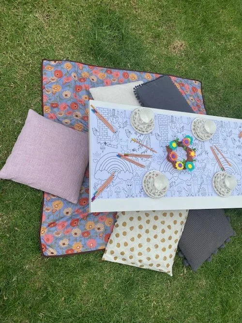 Colouring-in fun for all. Roll out metres of these fun images and get colouring in