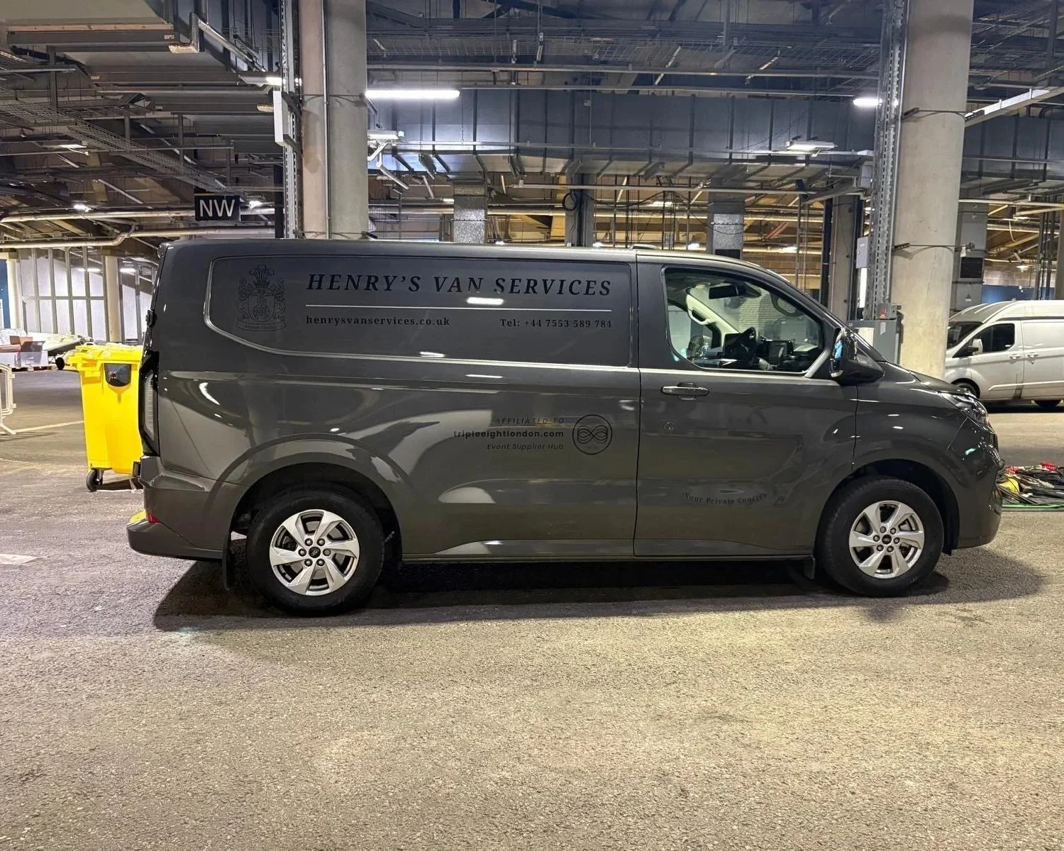 Professional Pinewood Studios Film Courier Services