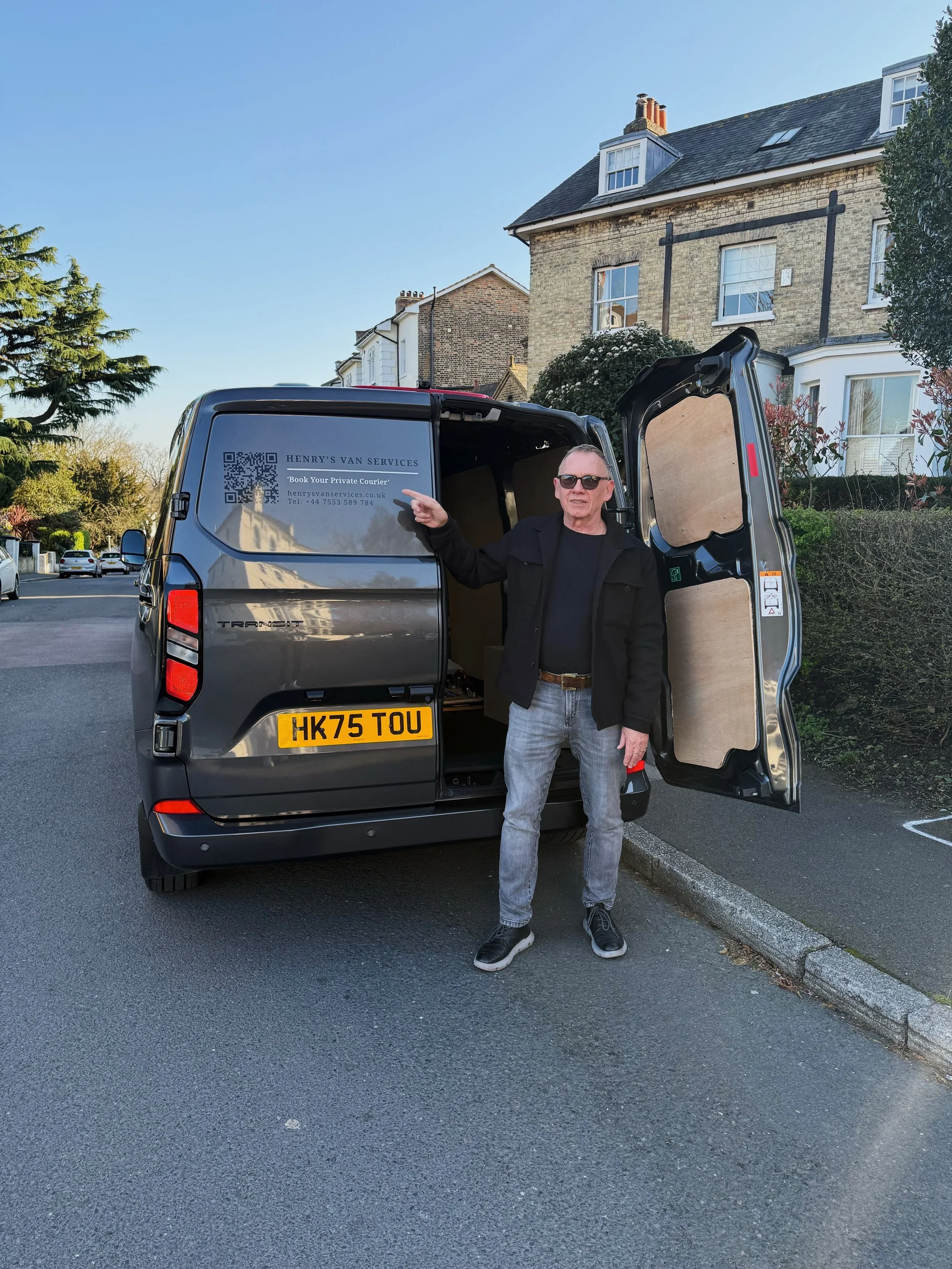 Pinewood Studios Courier