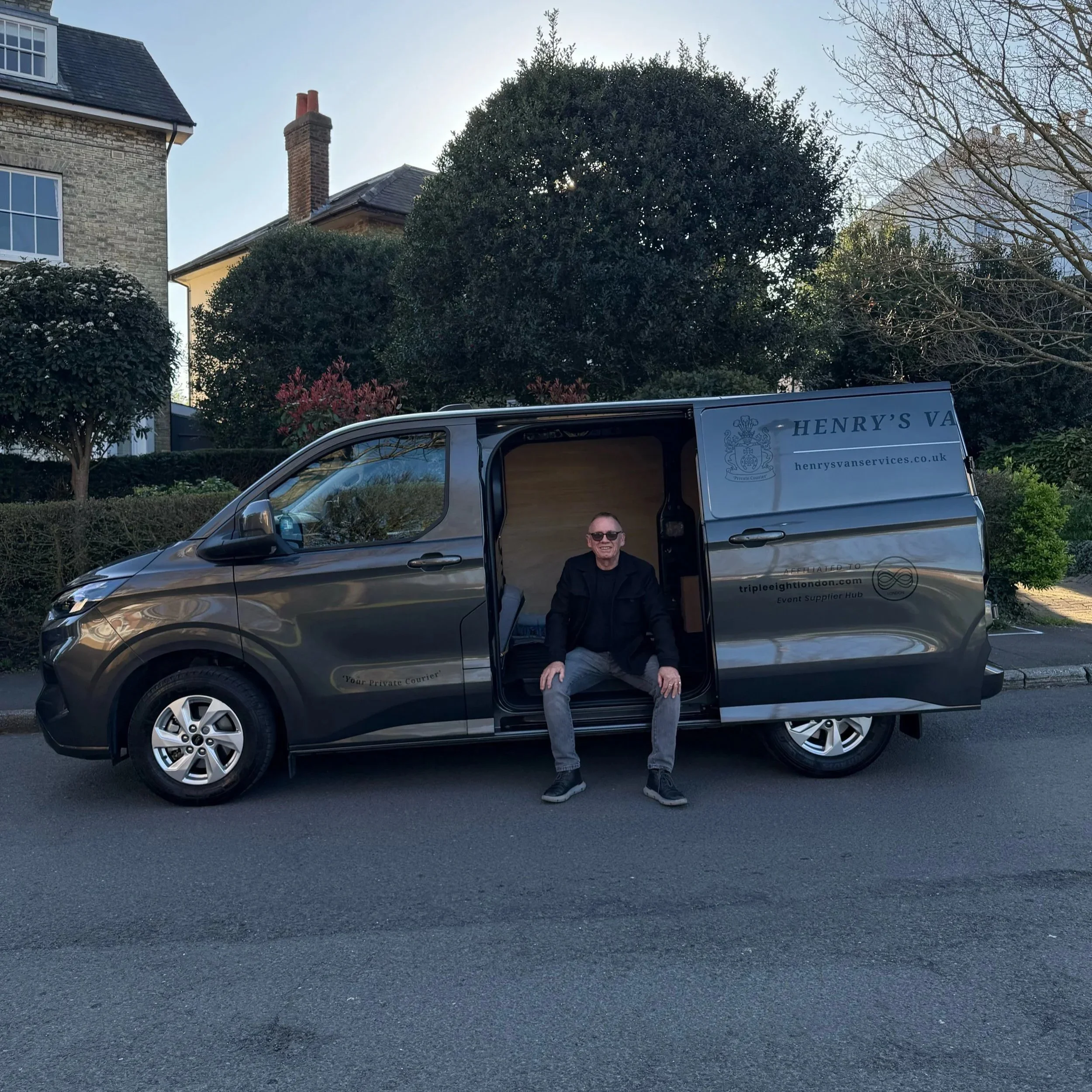 Film Courier Pinewood Studios.