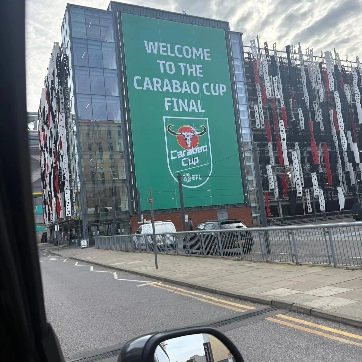 Professional London Event Courier