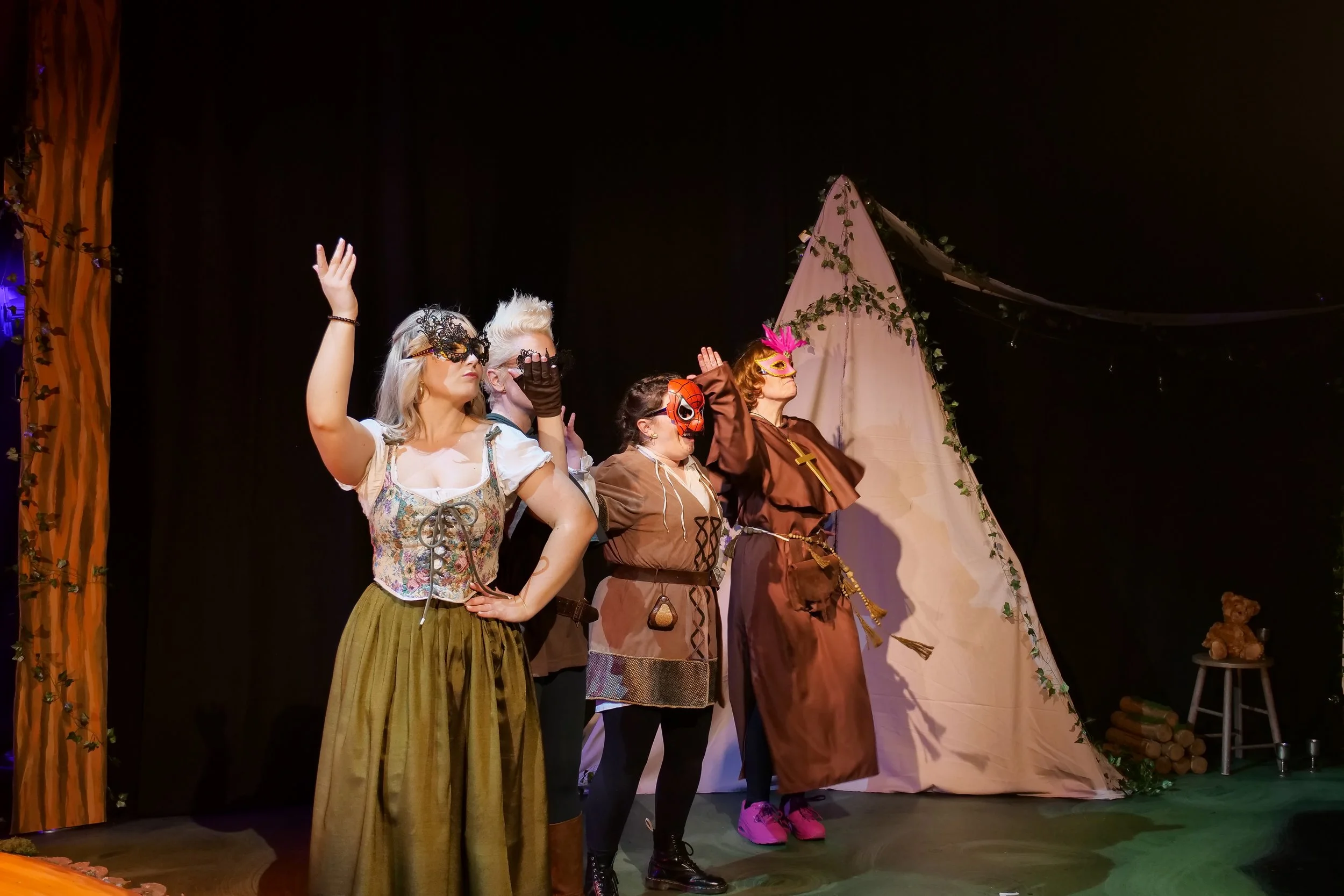 Robin Hood The Pantomime_Maeve O’Connell_-101.jpg