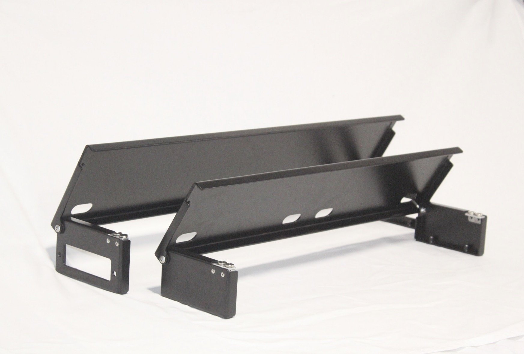 Custom Hinged Magnet Latch Riser (17"-30")