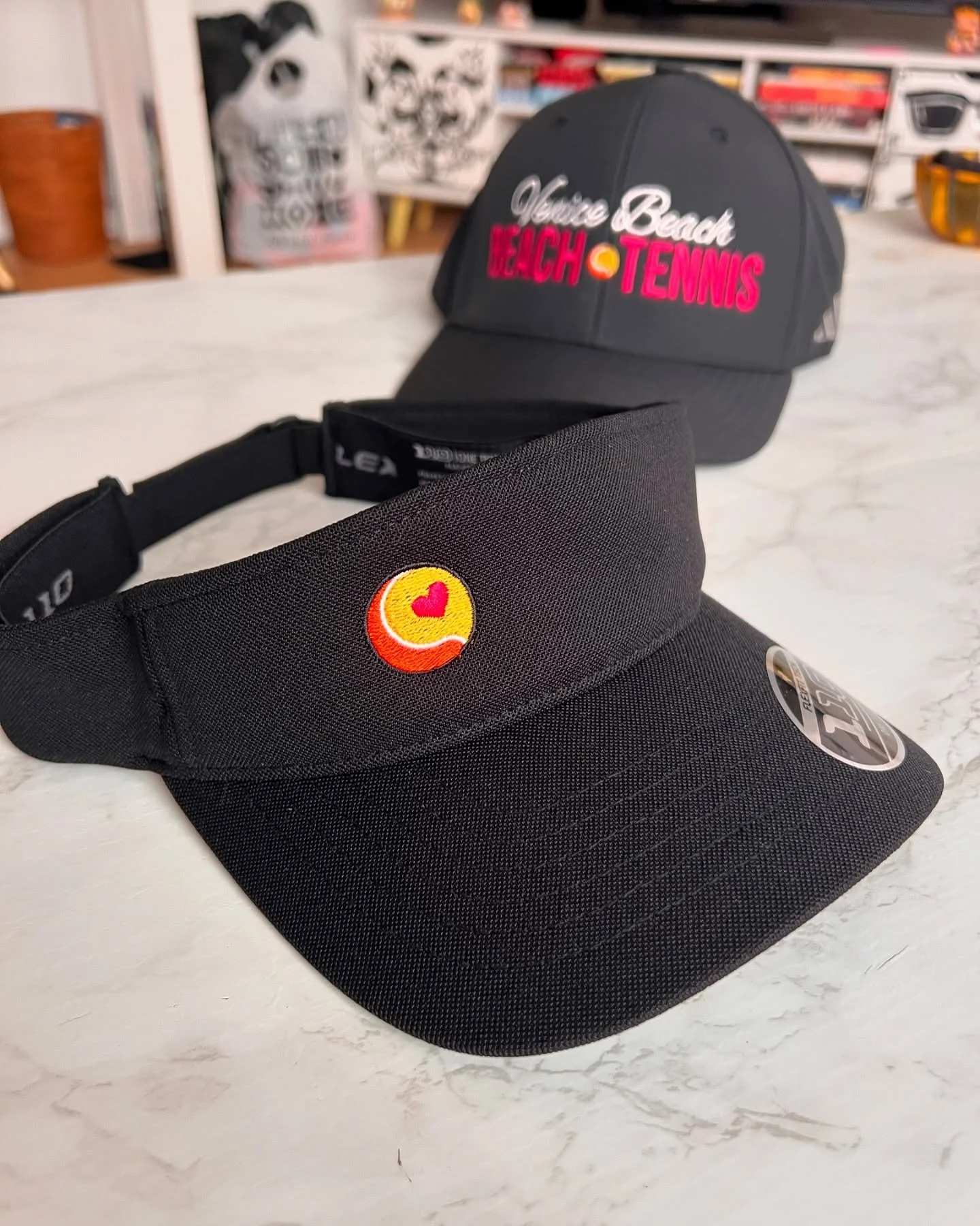 New Beach Tennis Love embroidered hats and some BTLove stickers.

What do you think?