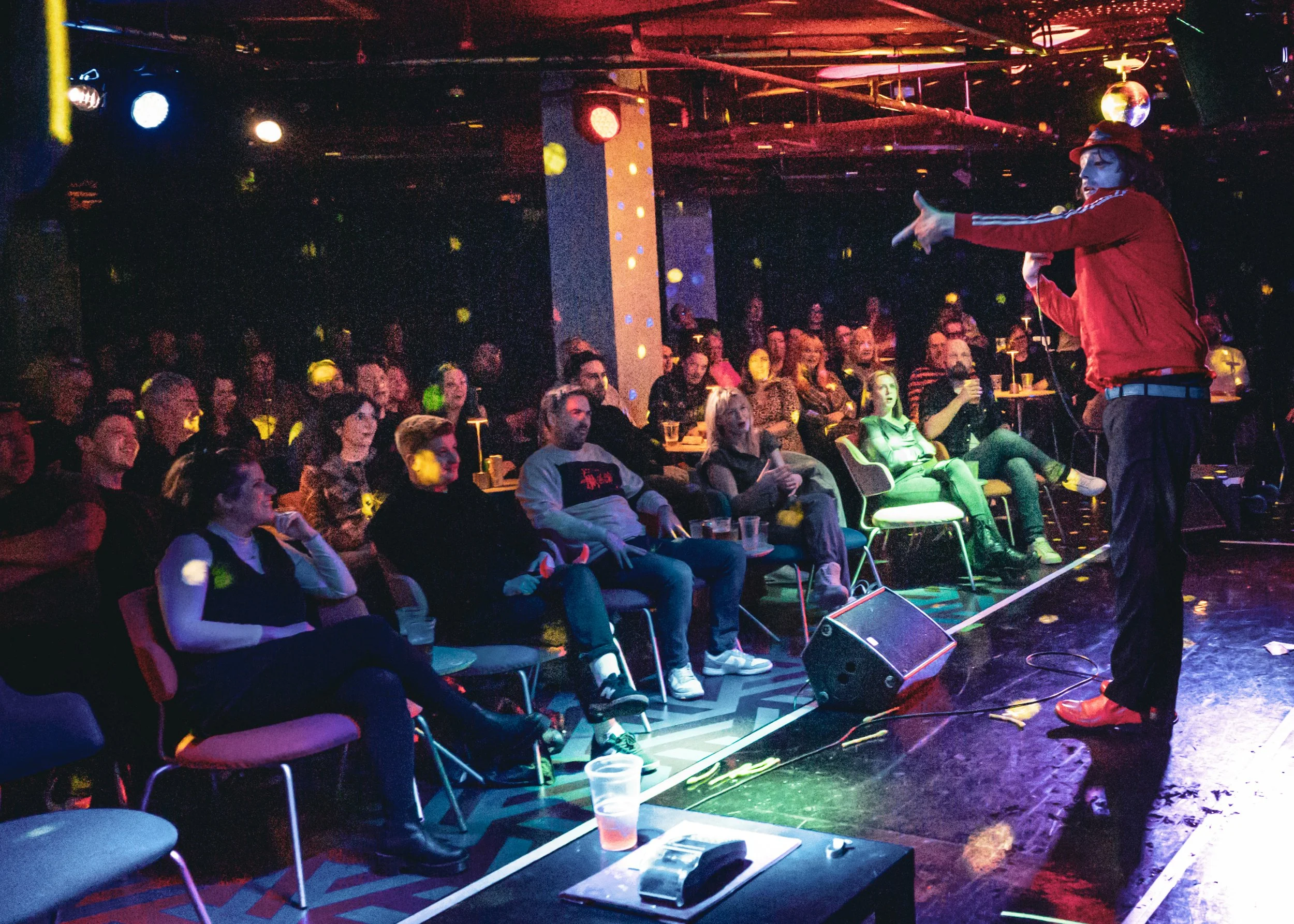 Cardiff Bay’s cabaret bar welcomes Joe Kent as Frankie Monroe