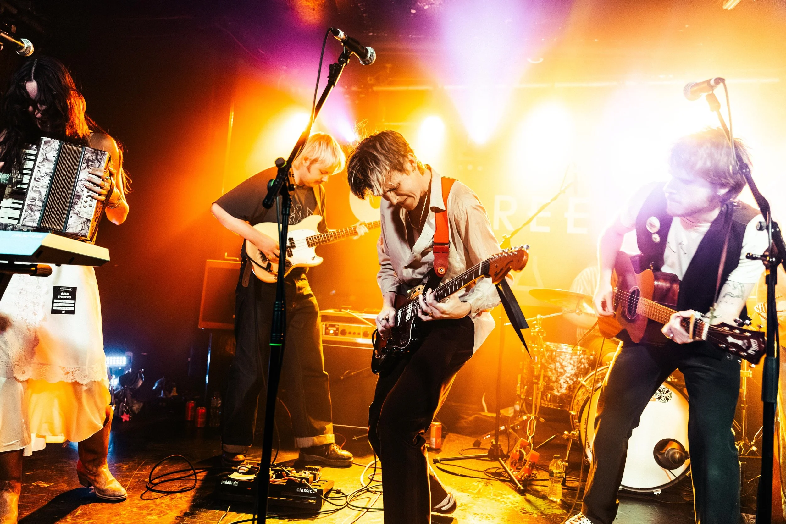 Photo: Ceirios Bebb / The Slow Country at Clwb Ifor Bach