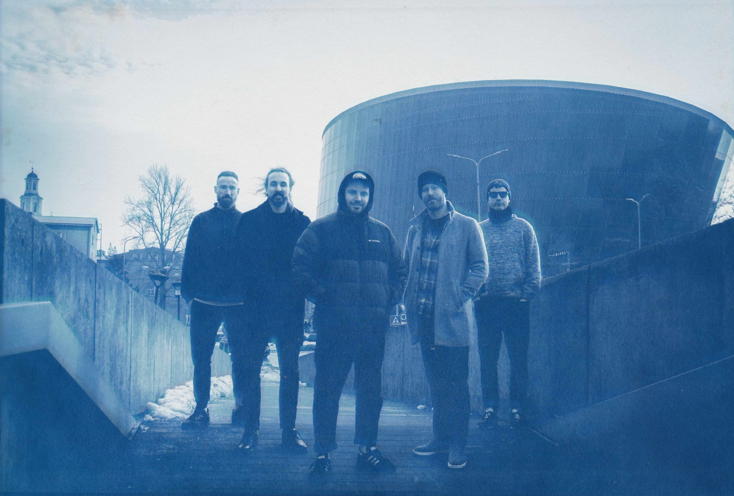 Nottingham trio Eyre Llew return with new single, 'Rainbow Bridge'