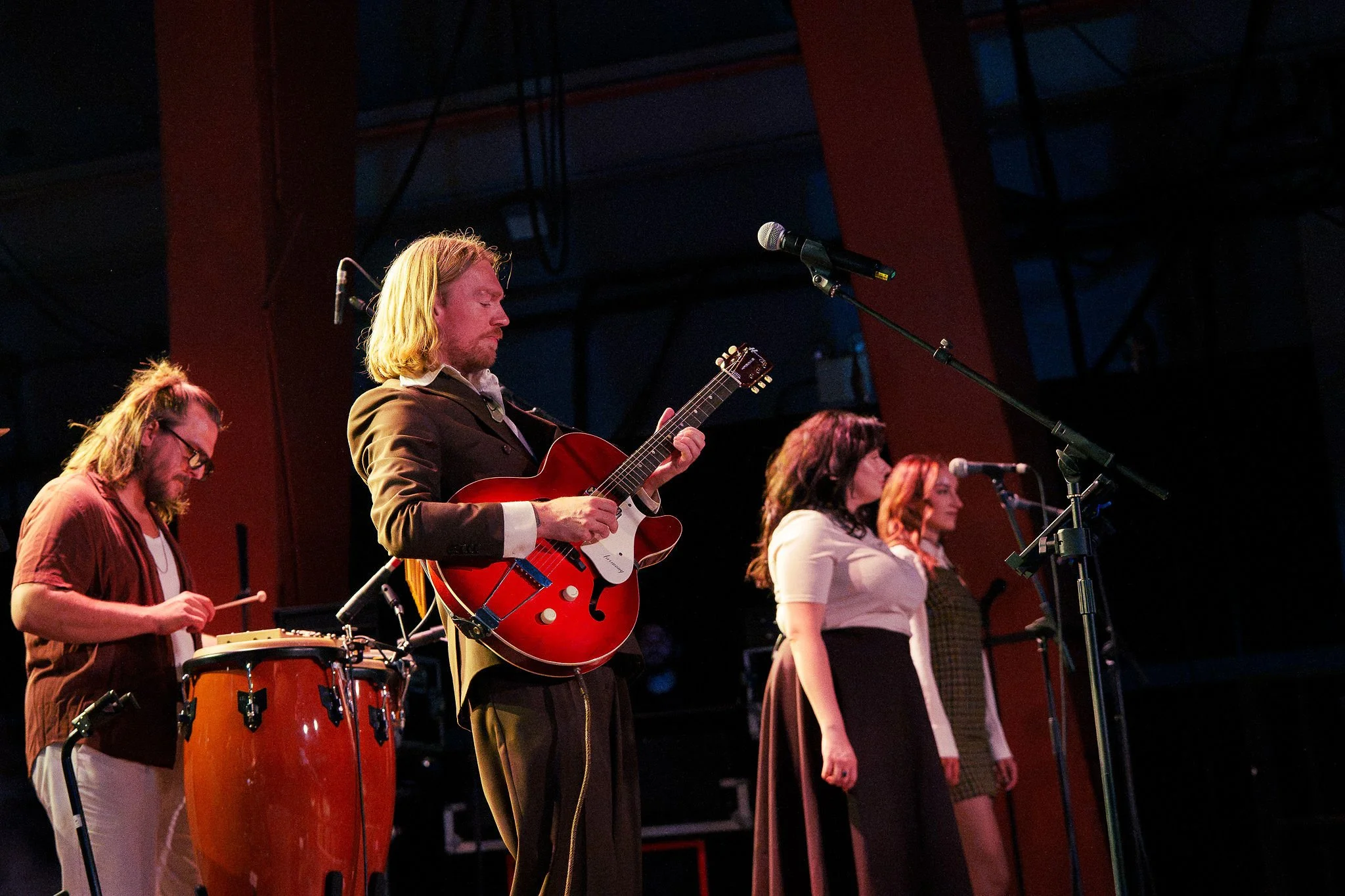Photo: Images by Ellis / Cinnamon Gum
