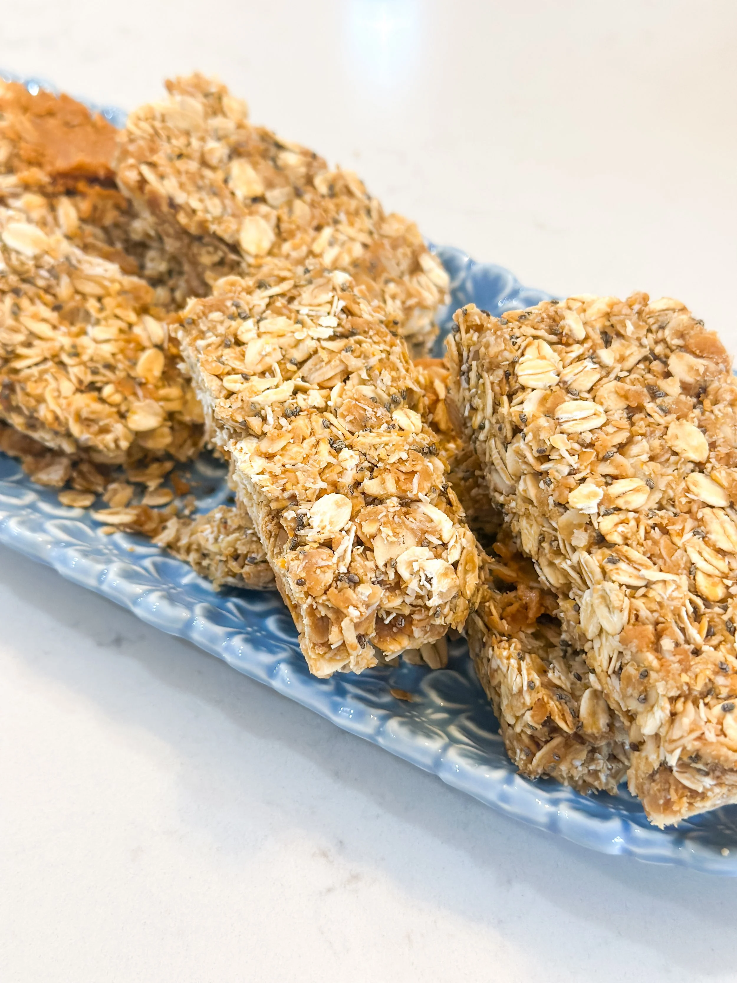 No-Bake Peanut Butter Chia Granola Bars